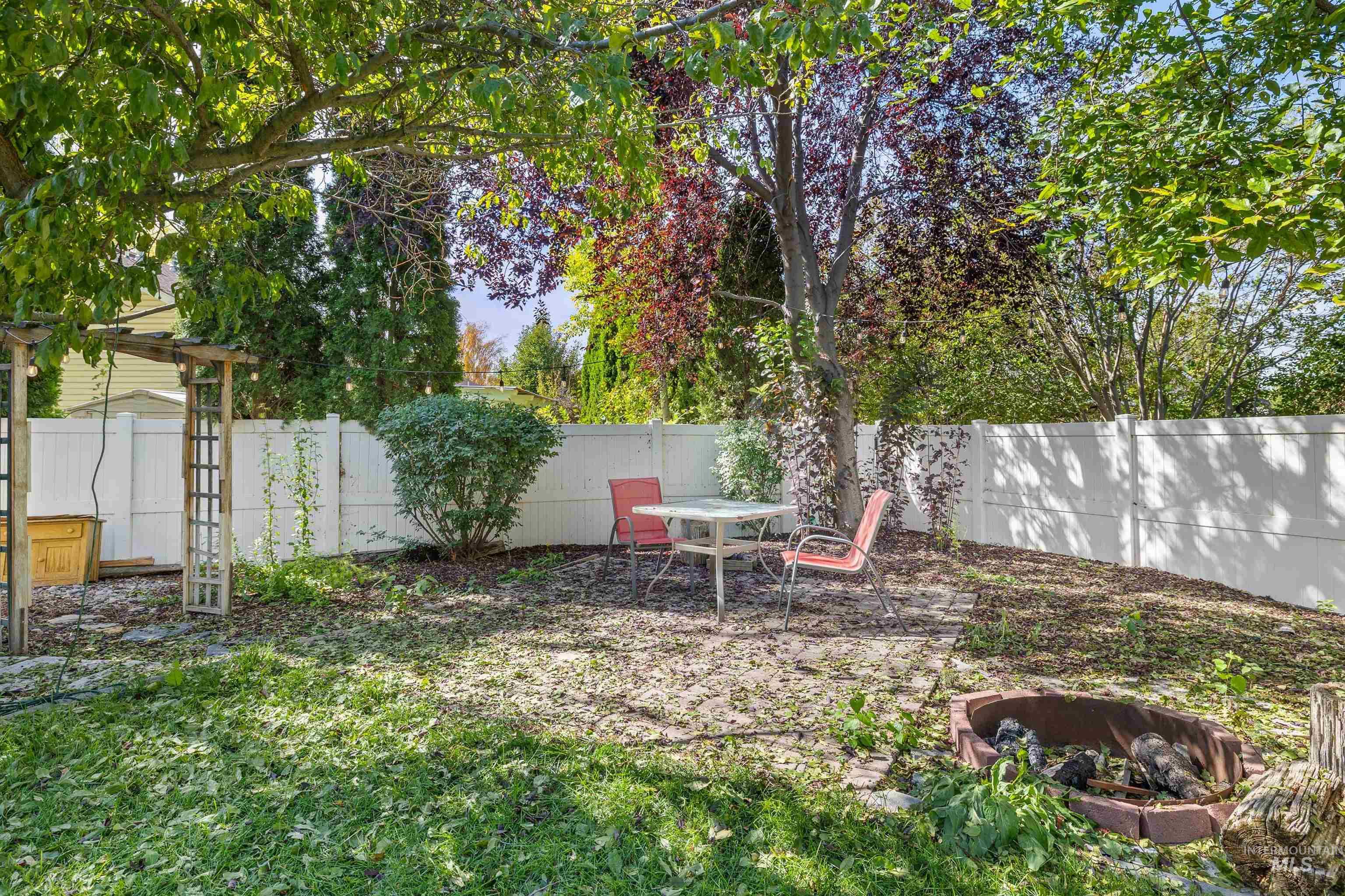 330 Shadetree Trail, Twin Falls, Idaho 83301, 3 Bedrooms, 2 Bathrooms, Residential For Sale, Price $409,900, 98999917