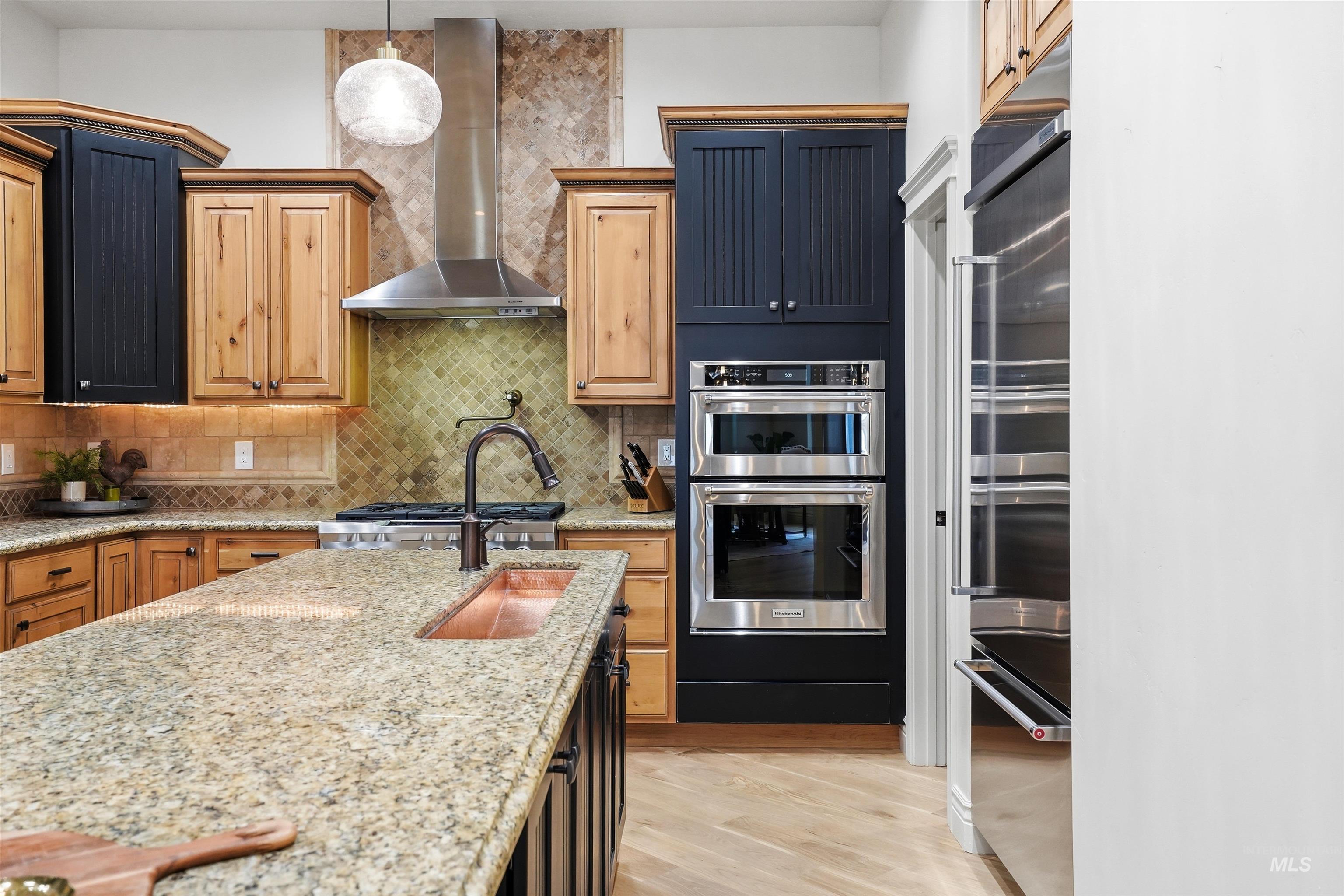 1650 S Stream Pointe Ln, Eagle, Idaho 83616, 3 Bedrooms, 2.5 Bathrooms, Residential For Sale, Price $998,000, 98999919