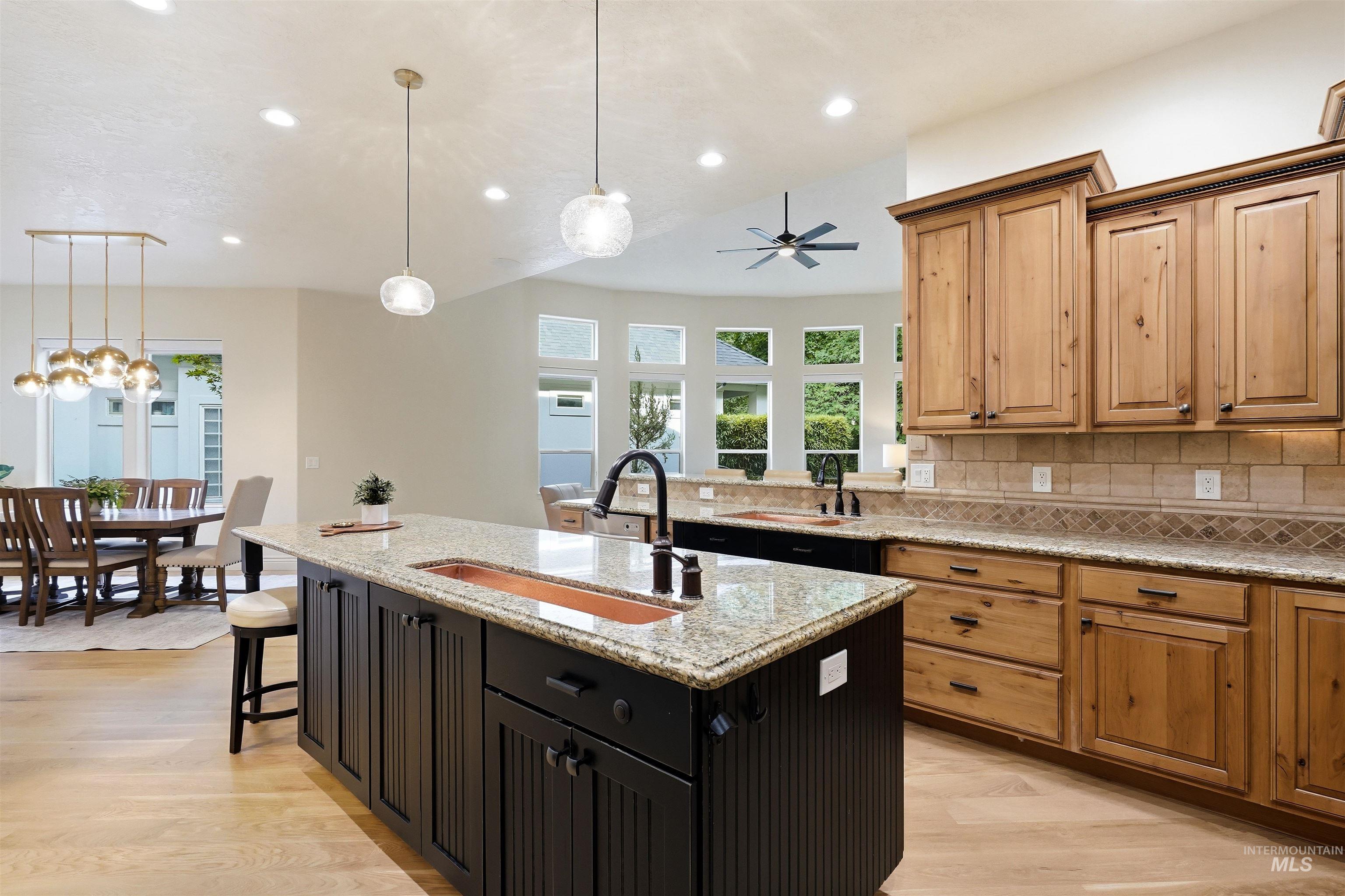 1650 S Stream Pointe Ln, Eagle, Idaho 83616, 3 Bedrooms, 2.5 Bathrooms, Residential For Sale, Price $998,000, 98999919