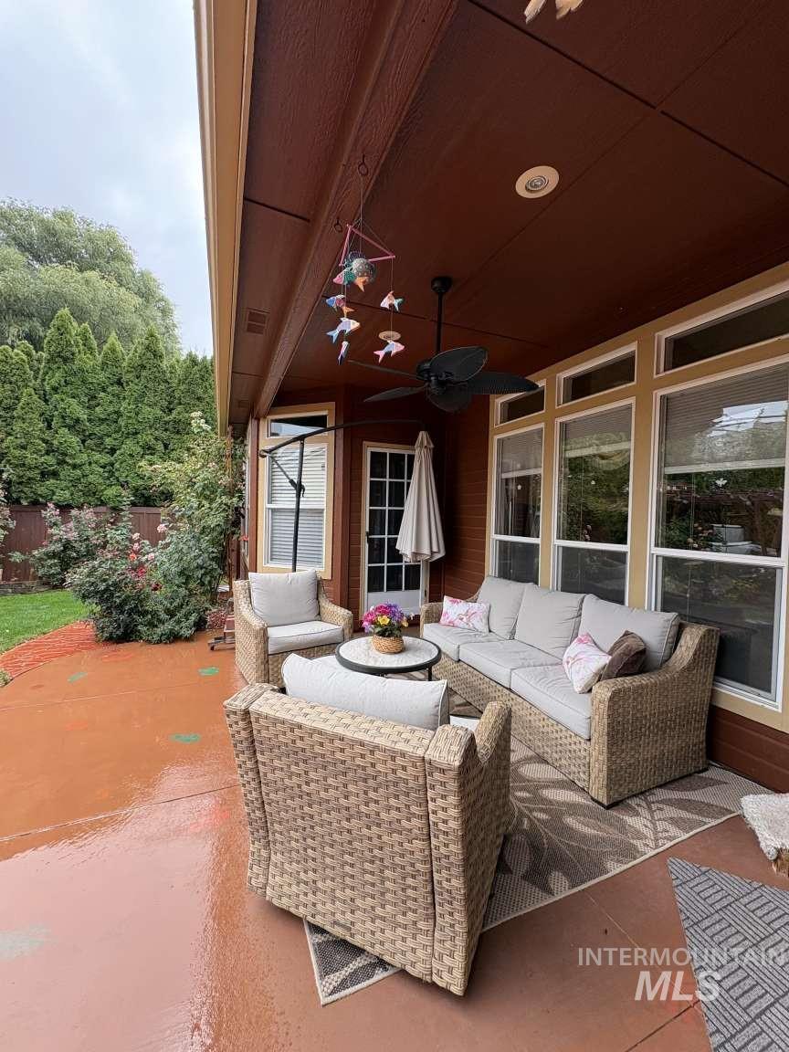 3738 N Hollymount Way, Meridian, Idaho 83646, 3 Bedrooms, 2 Bathrooms, Residential For Sale, Price $624,900, 98999924