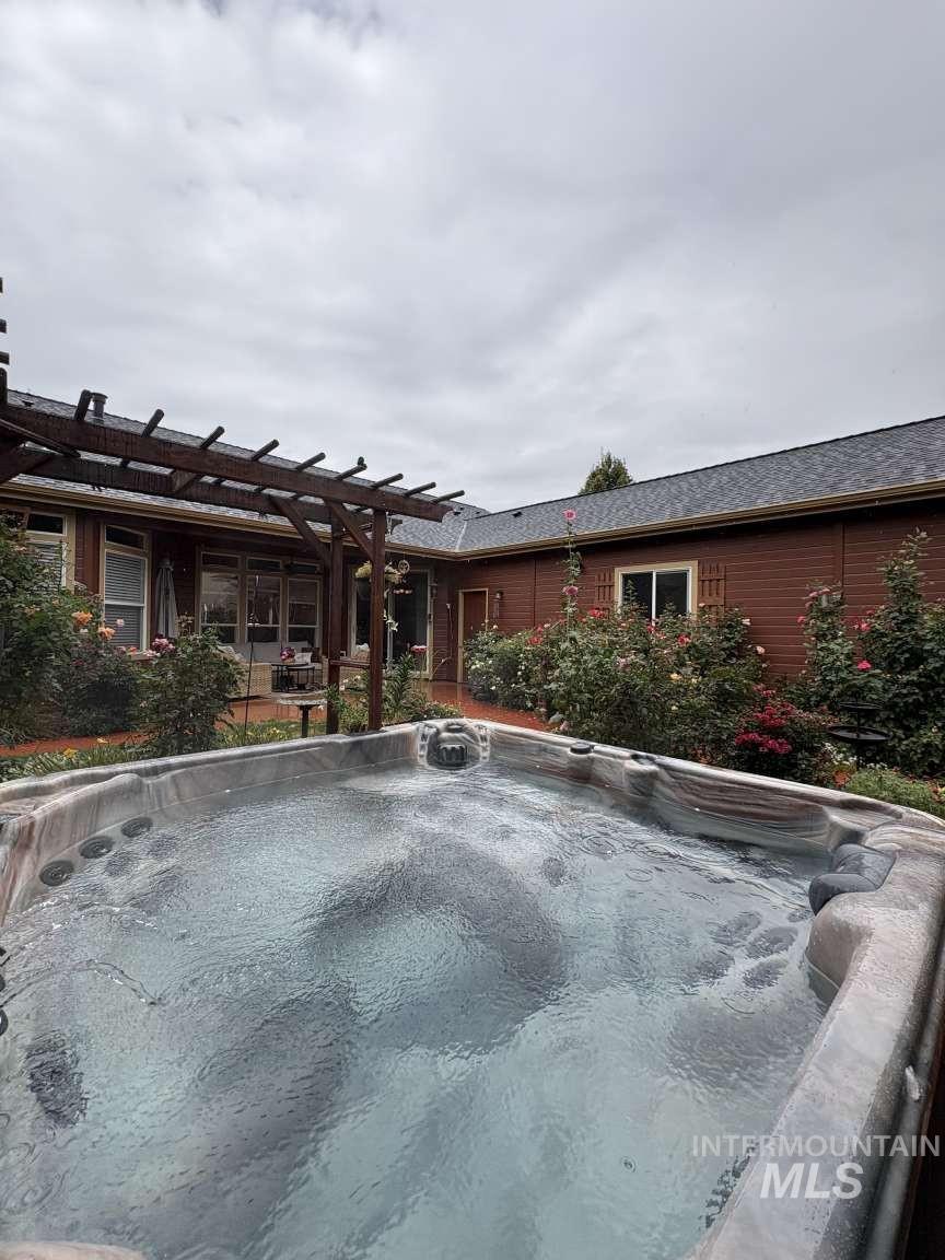 3738 N Hollymount Way, Meridian, Idaho 83646, 3 Bedrooms, 2 Bathrooms, Residential For Sale, Price $624,900, 98999924