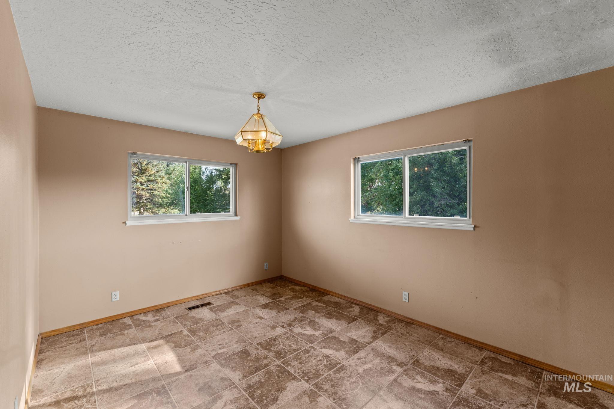 1296 E 4400 N, Buhl, Idaho 83316, 5 Bedrooms, 3 Bathrooms, Residential For Sale, Price $20,000,MLS 98999925