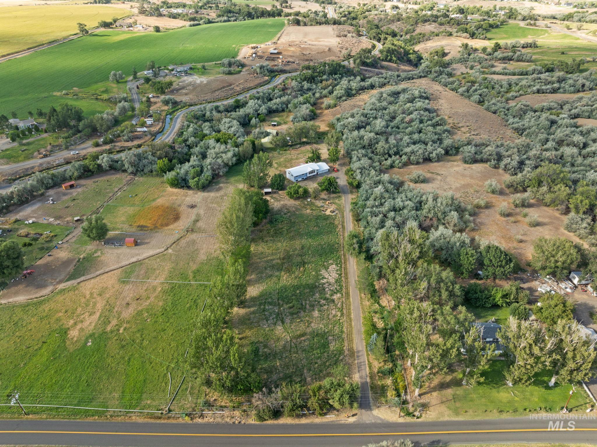 1296 E 4400 N, Buhl, Idaho 83316, 5 Bedrooms, 3 Bathrooms, Residential For Sale, Price $20,000,MLS 98999925