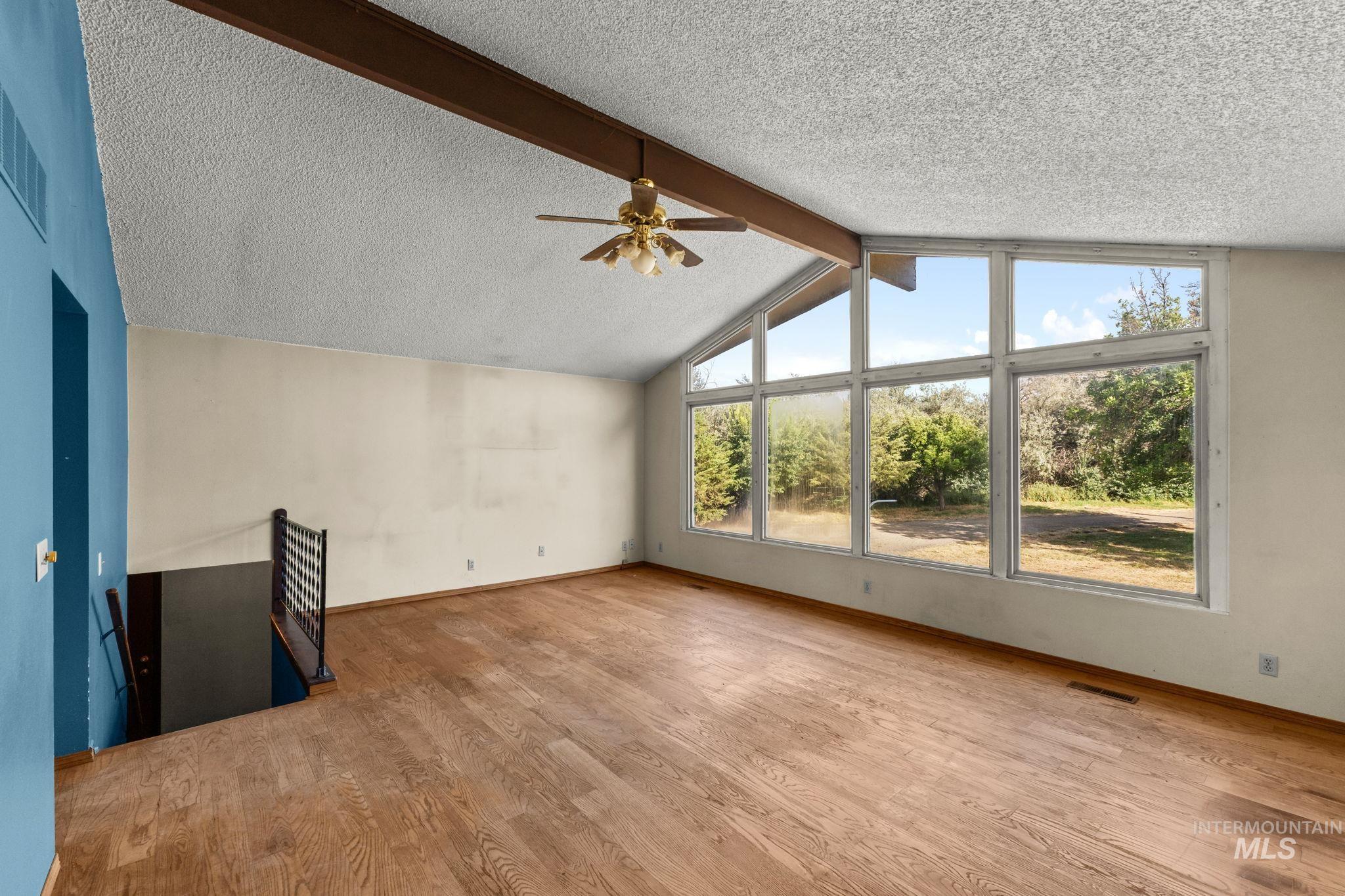 1296 E 4400 N, Buhl, Idaho 83316, 5 Bedrooms, 3 Bathrooms, Residential For Sale, Price $20,000,MLS 98999925