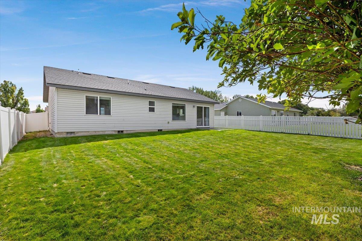 480 Silver Pheasant, Twin Falls, Idaho 83301, 3 Bedrooms, 2 Bathrooms, Residential For Sale, Price $349,000,MLS 98999929