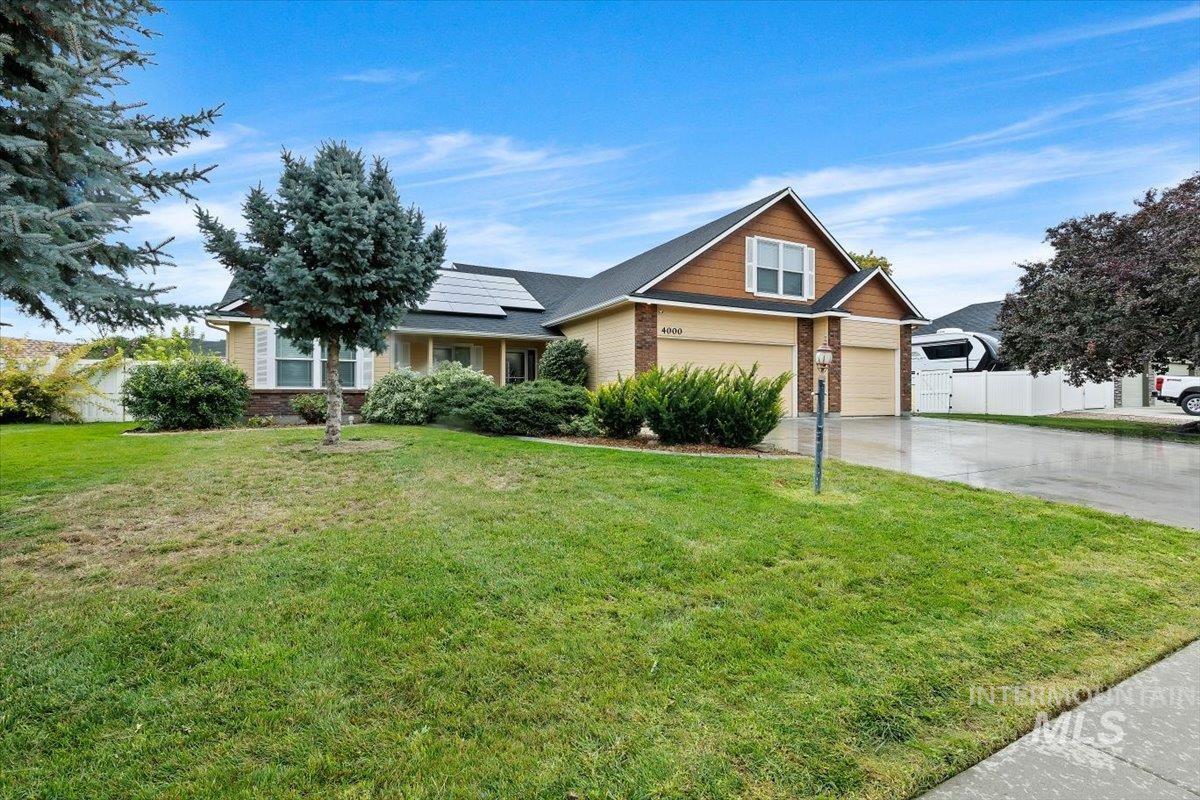 4000 E Chesapeake Dr, Nampa, Idaho 83686, 4 Bedrooms, 3 Bathrooms, Residential For Sale, Price $550,000,MLS 98999939