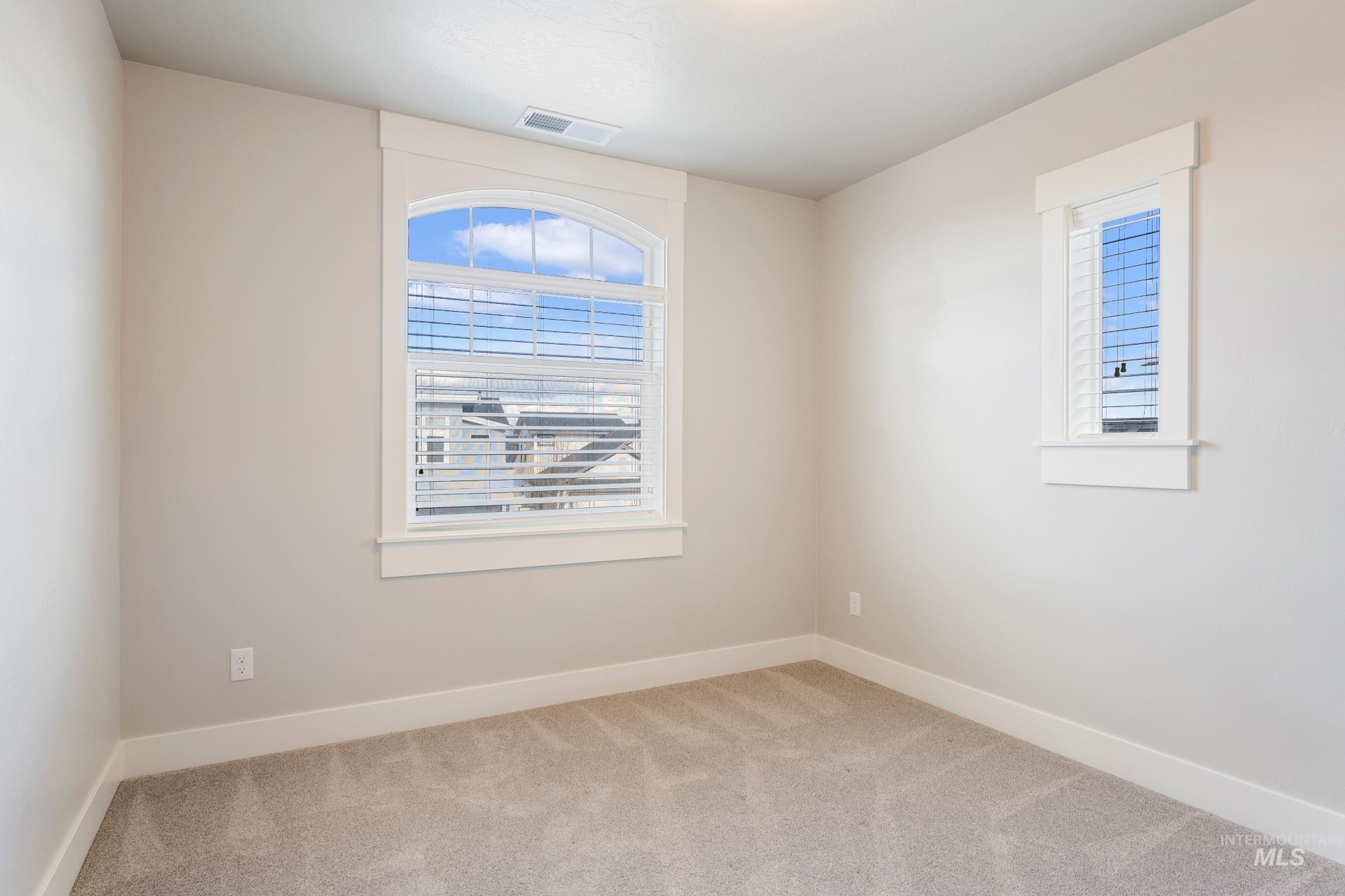 1969 E Presidential Drive, Meridian, Idaho 83642, 3 Bedrooms, 2.5 Bathrooms, Residential For Sale, Price $529,900,MLS 98999948