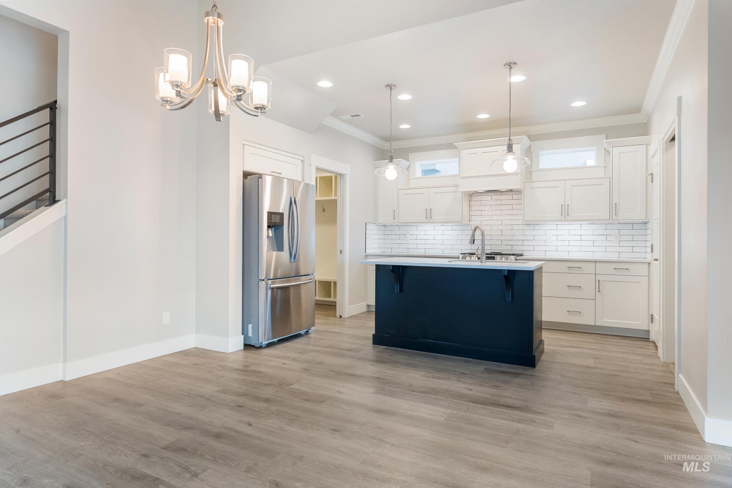 1969 E Presidential Drive, Meridian, Idaho 83642, 3 Bedrooms, 2.5 Bathrooms, Residential For Sale, Price $529,900,MLS 98999948