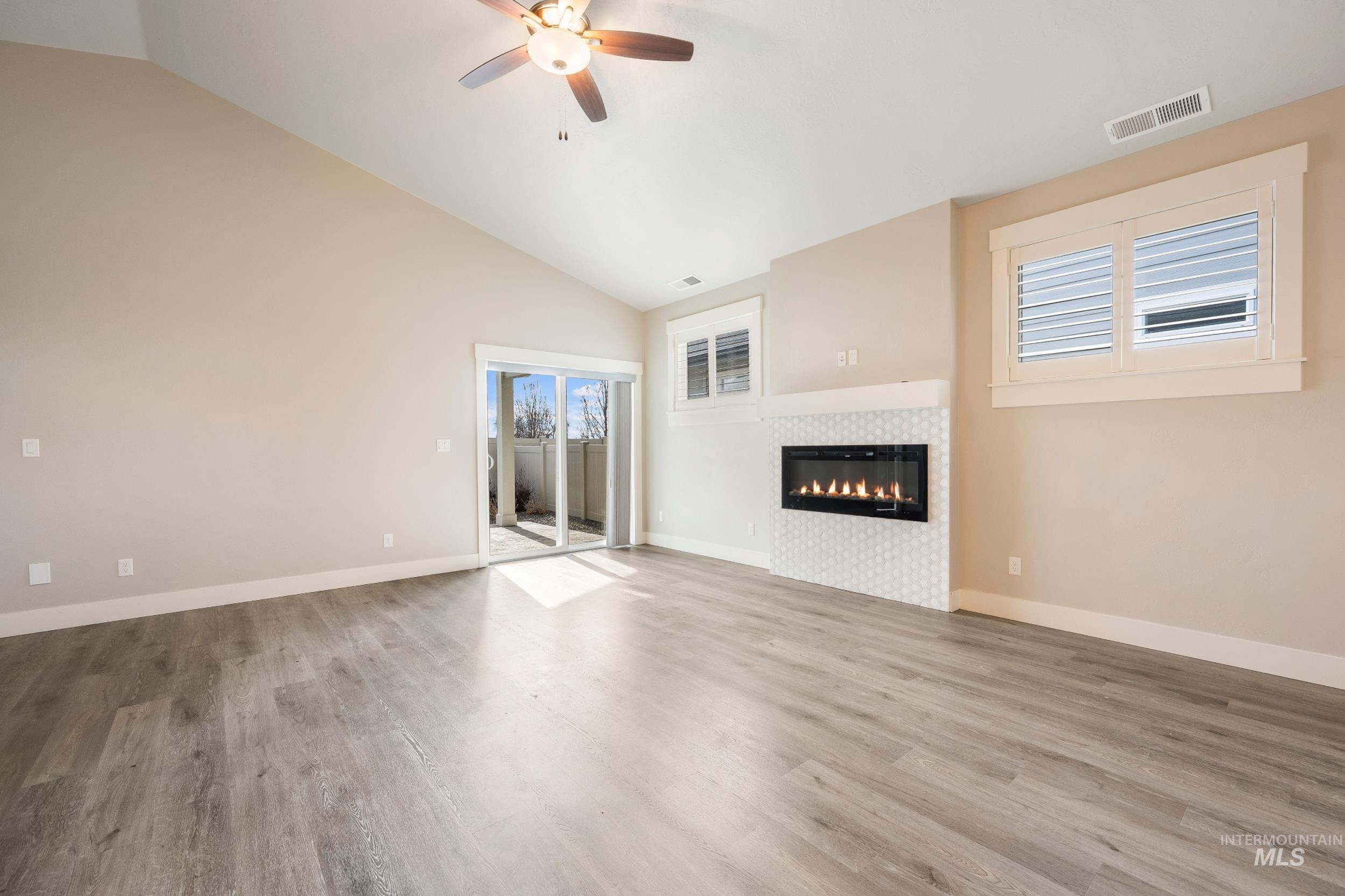 1969 E Presidential Drive, Meridian, Idaho 83642, 3 Bedrooms, 2.5 Bathrooms, Residential For Sale, Price $529,900,MLS 98999948