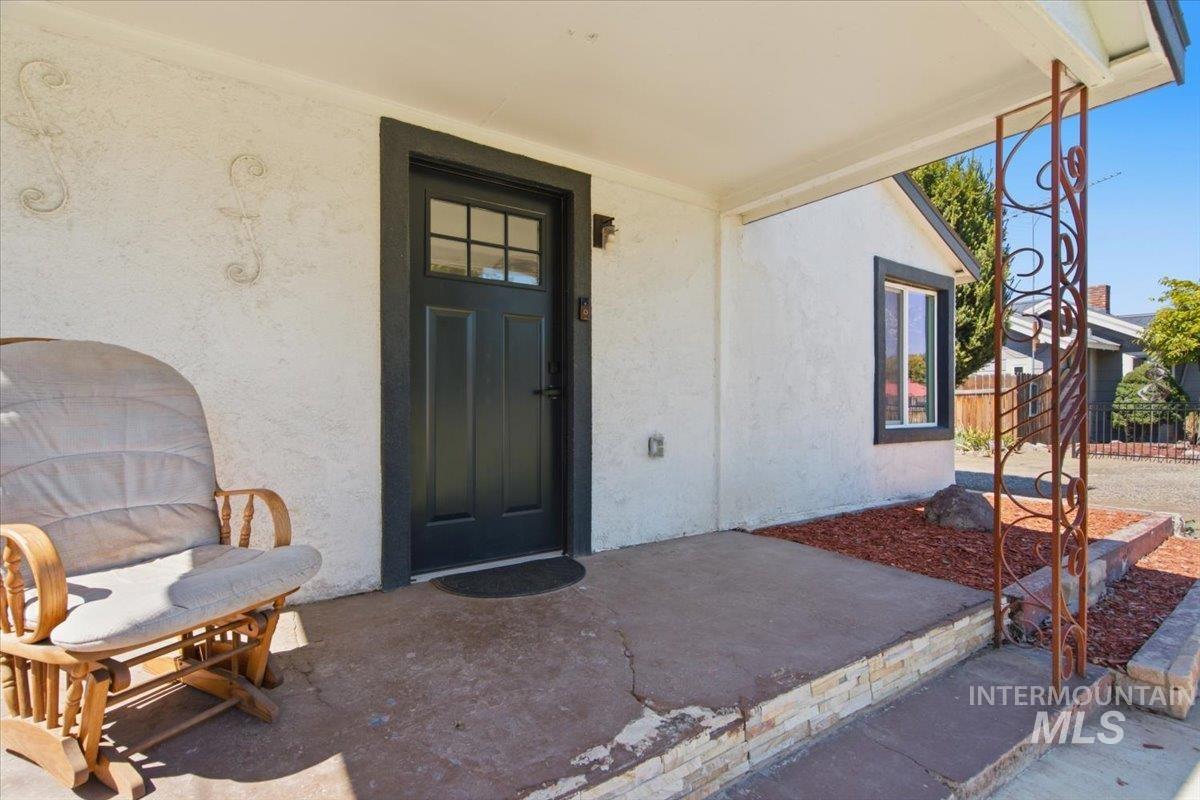 525 N 11th, Payette, Idaho 83661, 2 Bedrooms, 1 Bathroom, Residential For Sale, Price $310,000,MLS 98999949
