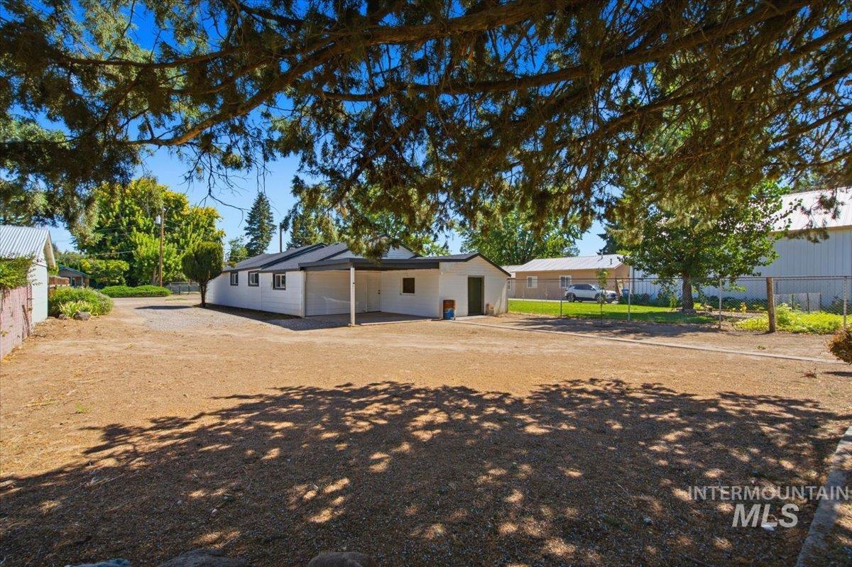 525 N 11th, Payette, Idaho 83661, 2 Bedrooms, 1 Bathroom, Residential For Sale, Price $310,000,MLS 98999949