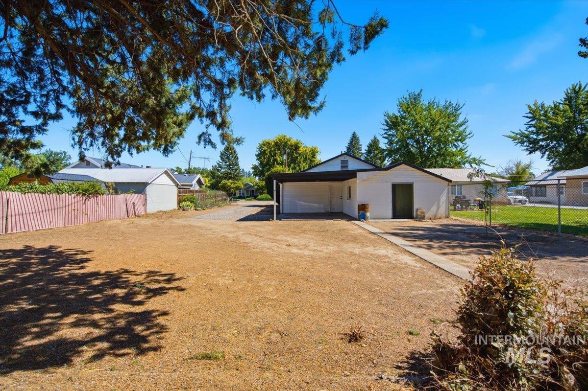 525 N 11th, Payette, Idaho 83661, 2 Bedrooms, 1 Bathroom, Residential For Sale, Price $310,000,MLS 98999949