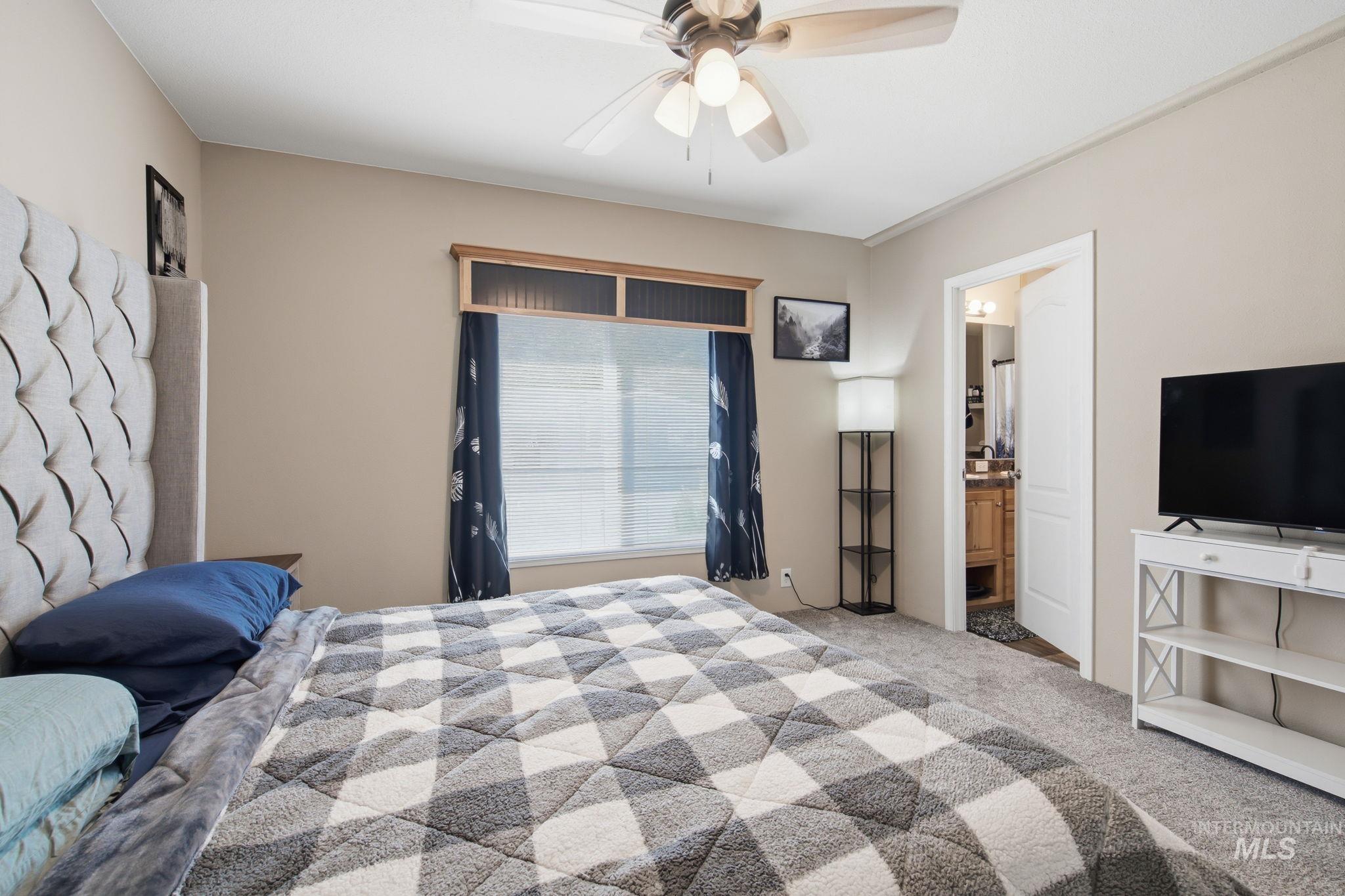 1252 N Timathy Lane, Boise, Idaho 83713, 3 Bedrooms, 2 Bathrooms, Residential For Sale, Price $169,900,MLS 98999950