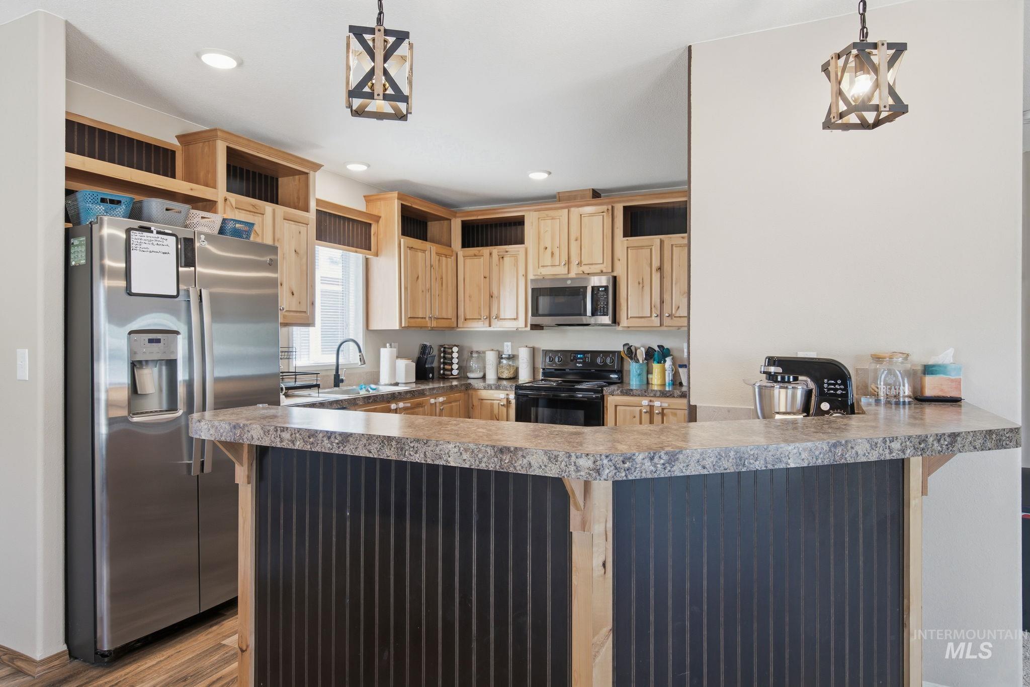 1252 N Timathy Lane, Boise, Idaho 83713, 3 Bedrooms, 2 Bathrooms, Residential For Sale, Price $169,900,MLS 98999950