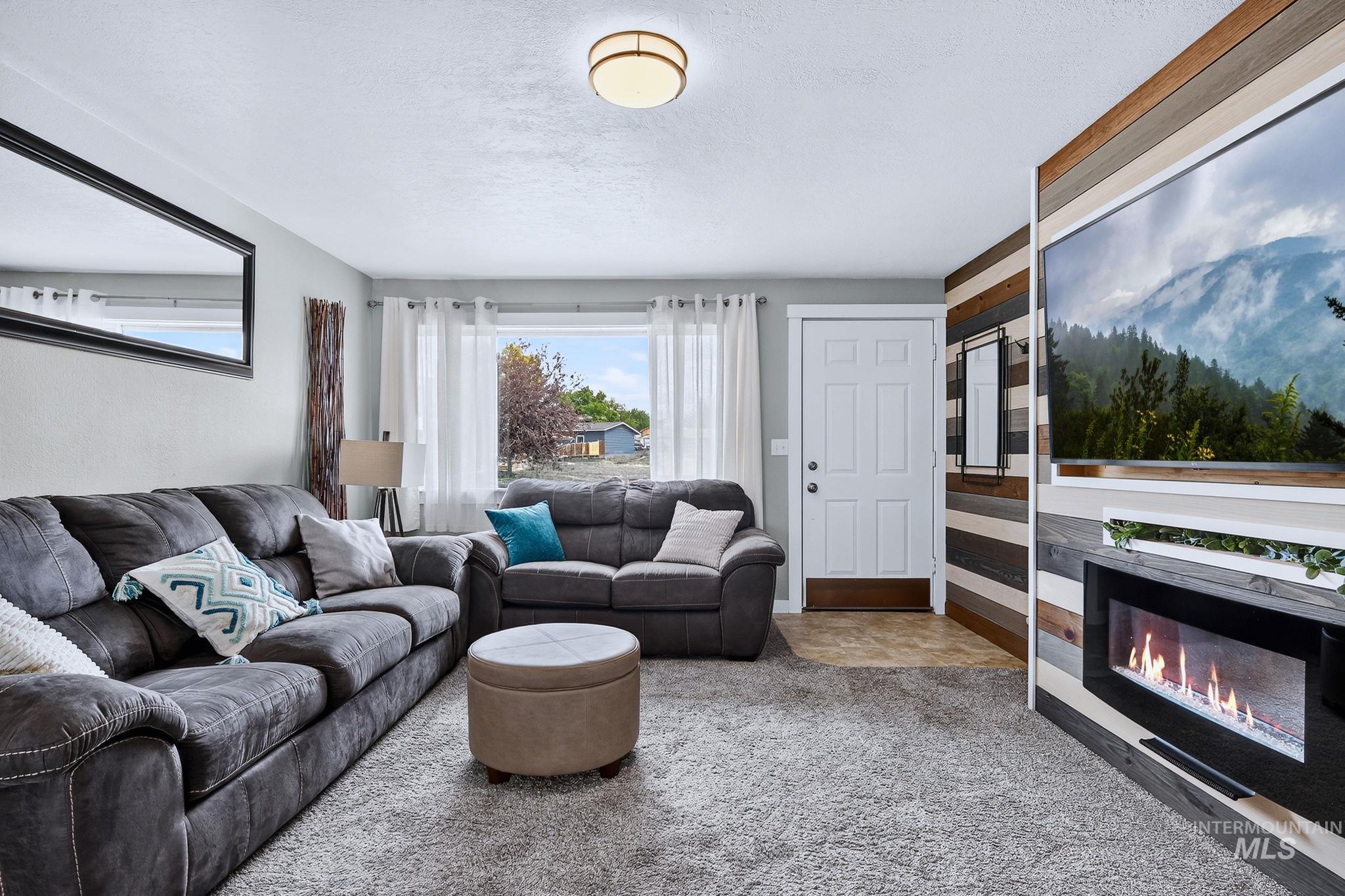 11469 W Hanks St, Boise, Idaho 83709, 3 Bedrooms, 1 Bathroom, Residential For Sale, Price $395,000, 98999951