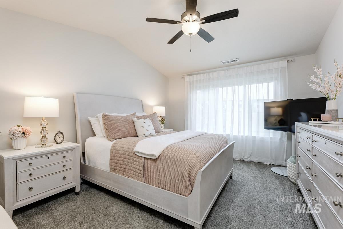 348 W Radiant Ridge, Meridian, Idaho 83642, 3 Bedrooms, 2 Bathrooms, Residential For Sale, Price $479,800, 98999953