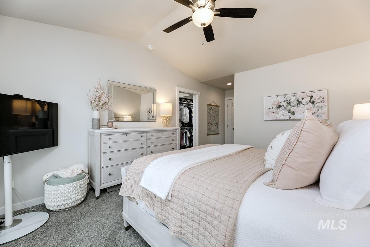 348 W Radiant Ridge, Meridian, Idaho 83642, 3 Bedrooms, 2 Bathrooms, Residential For Sale, Price $479,800, 98999953