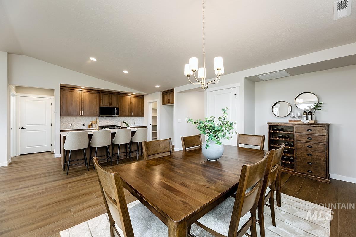 7136 S Gamely Ave., Meridian, Idaho 83642, 3 Bedrooms, 2 Bathrooms, Residential For Sale, Price $504,800,MLS 98999957