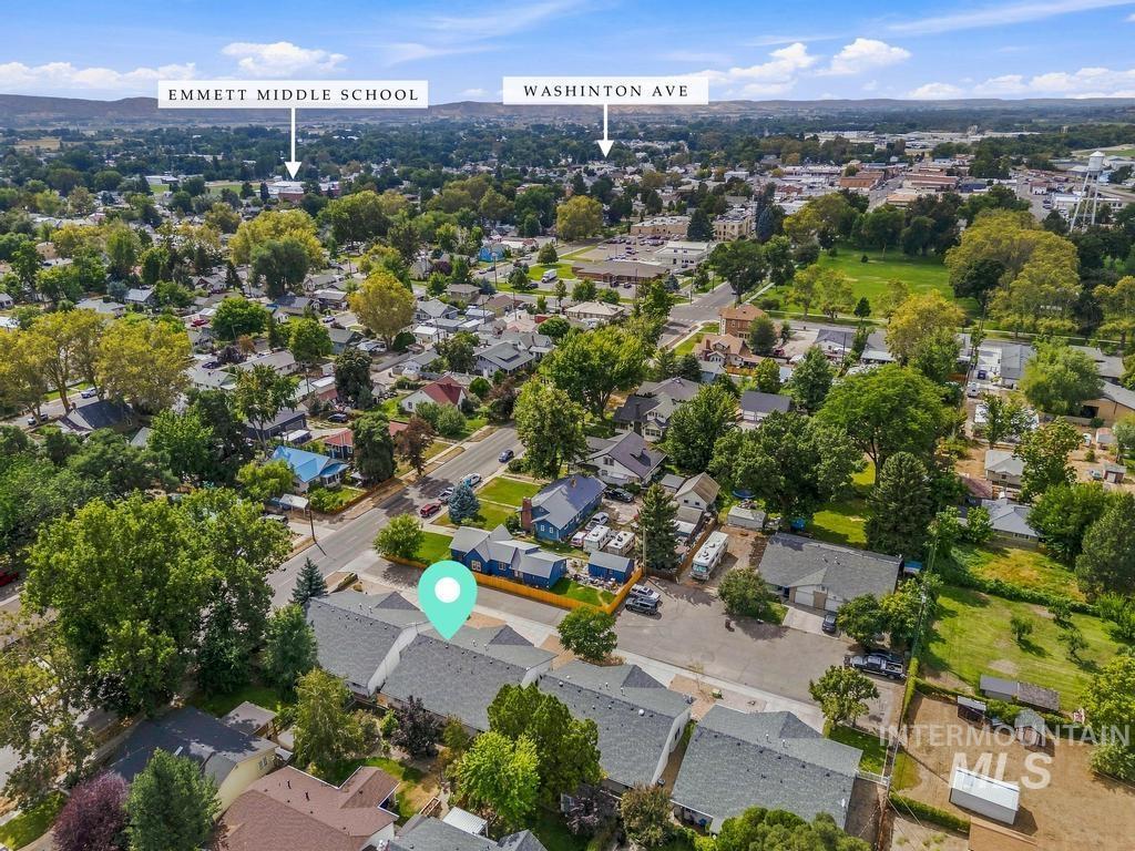 804 E Main St, Emmett, Idaho 83617, 2 Bedrooms, 1 Bathroom, Residential For Sale, Price $269,900,MLS 98999958