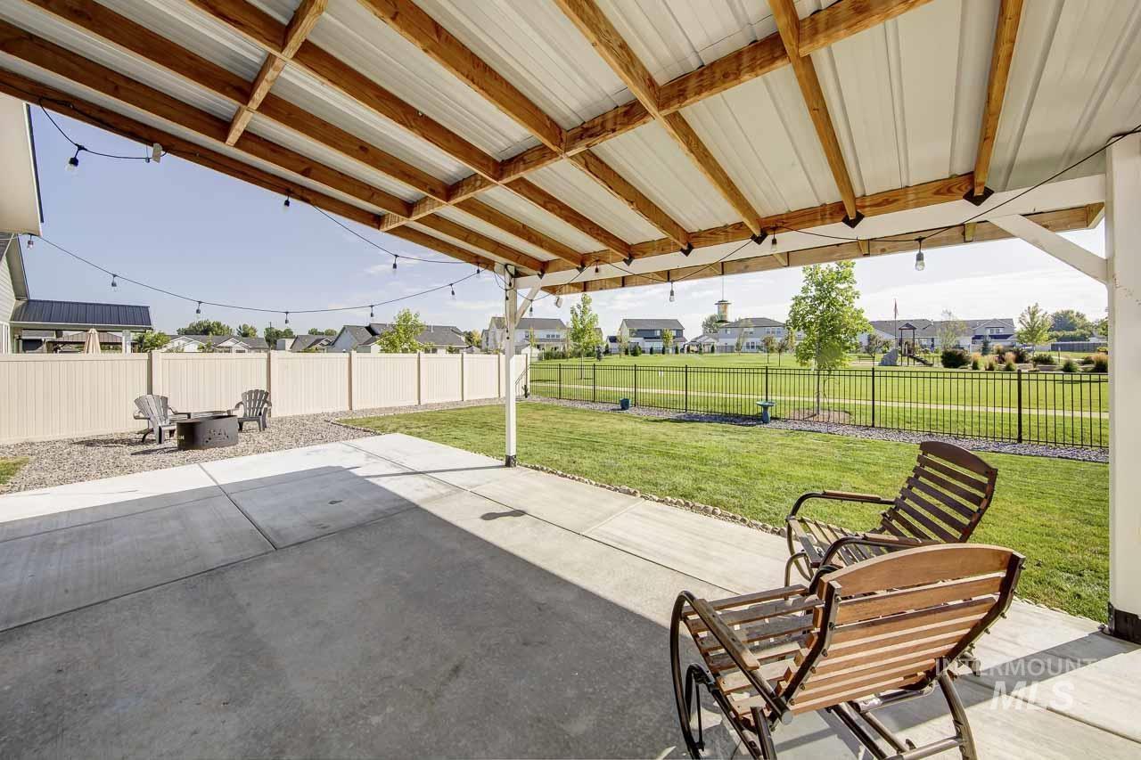 2900 N Sunset Farm Avenue, Kuna, Idaho 83634, 4 Bedrooms, 2 Bathrooms, Residential For Sale, Price $515,000,MLS 98999961