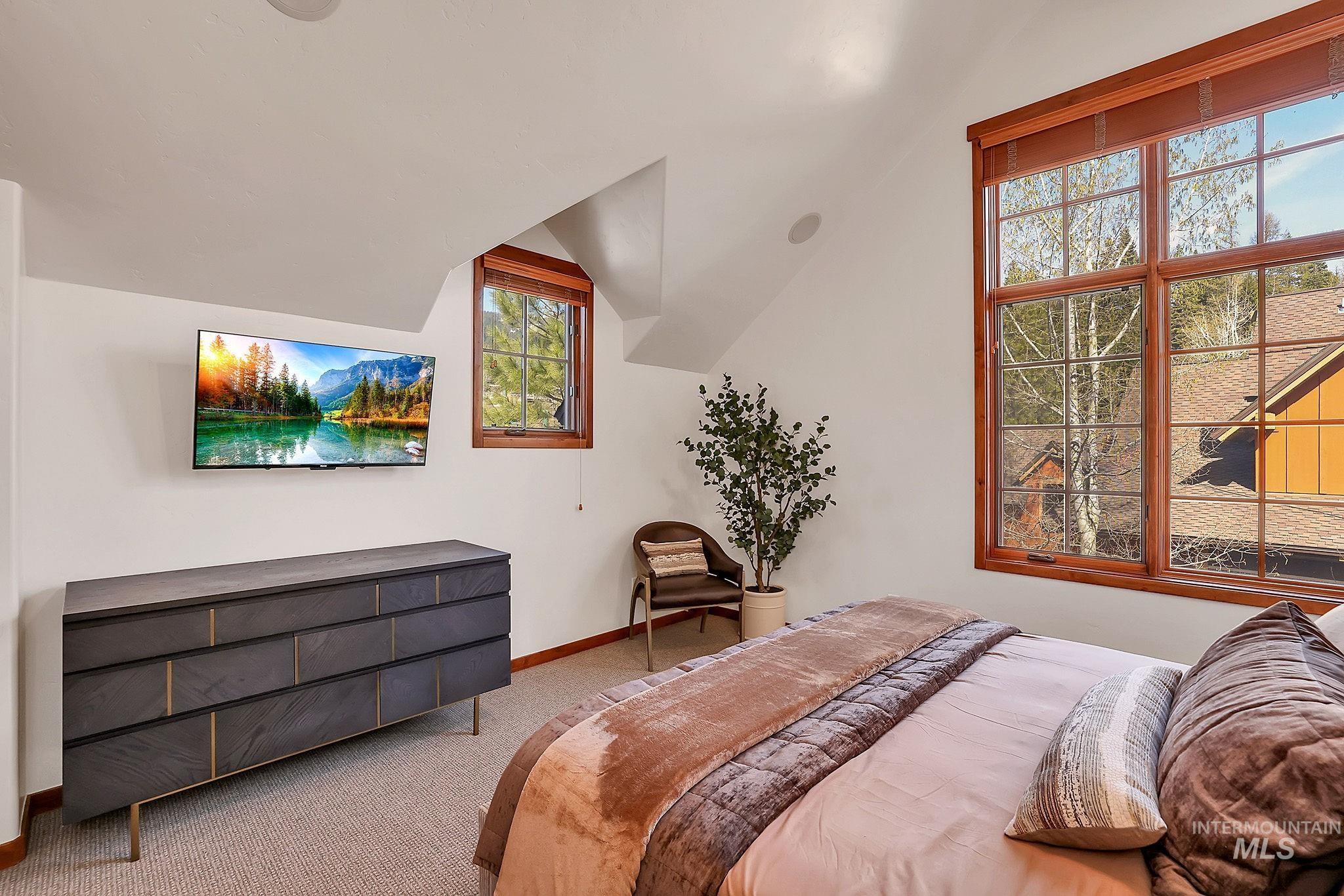 78 Clearwater Court, Donnelly, Idaho 83615, 3 Bedrooms, 3 Bathrooms, Residential For Sale, Price $1,199,000,MLS 98999962
