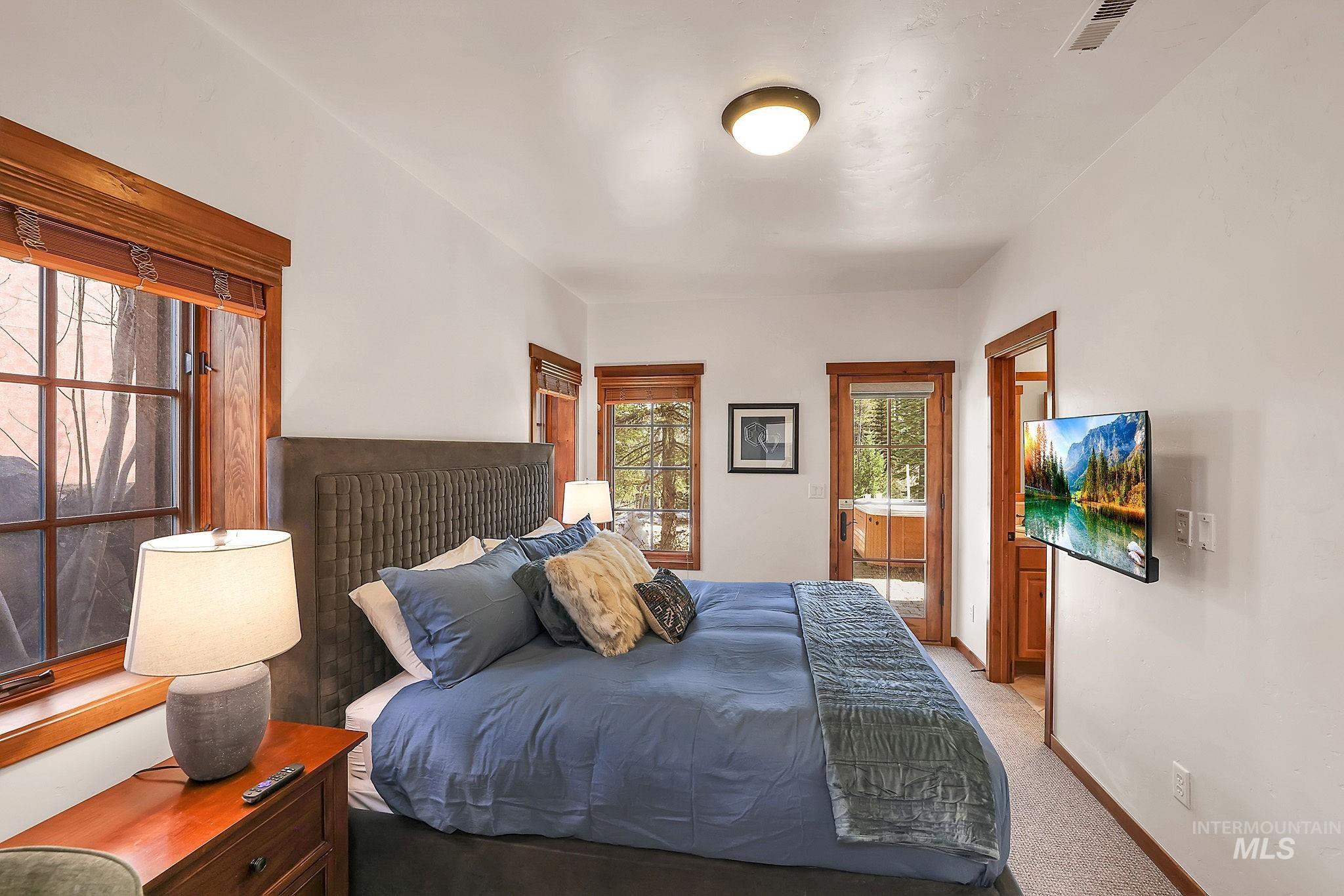78 Clearwater Court, Donnelly, Idaho 83615, 3 Bedrooms, 3 Bathrooms, Residential For Sale, Price $1,199,000,MLS 98999962