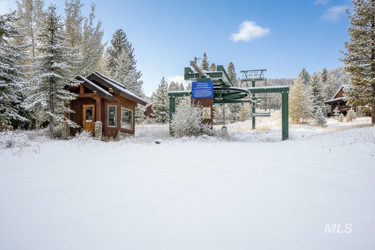 78 Clearwater Court, Donnelly, Idaho 83615, 3 Bedrooms, 3 Bathrooms, Residential For Sale, Price $1,199,000,MLS 98999962