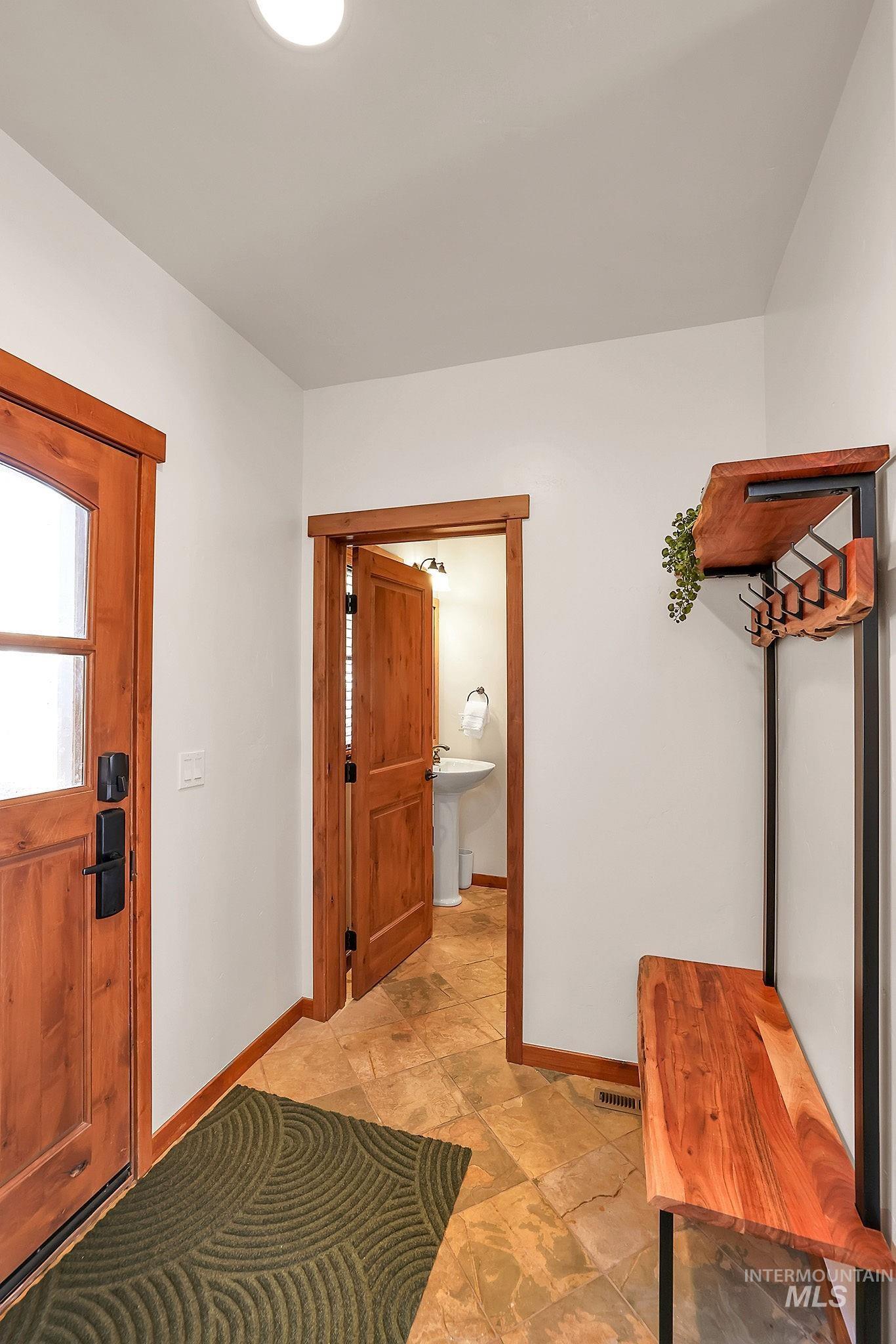 78 Clearwater Court, Donnelly, Idaho 83615, 3 Bedrooms, 3 Bathrooms, Residential For Sale, Price $1,199,000,MLS 98999962