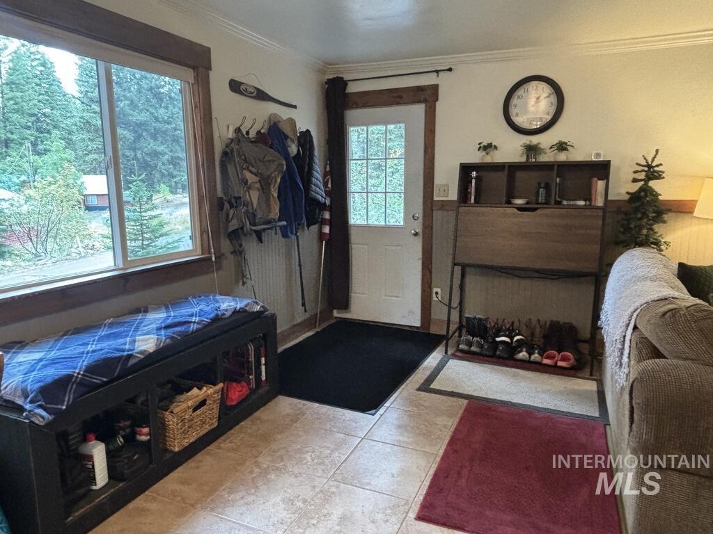 655 West Mountain Rd, Cascade, Idaho 83611, 2 Bedrooms, 1 Bathroom, Residential For Sale, Price $199,900,MLS 98999963