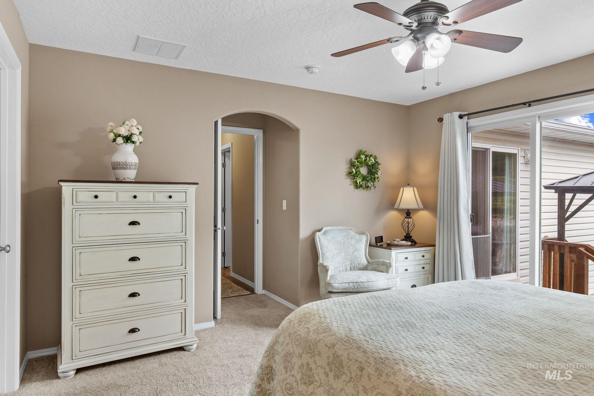 16526 Antigua Ave, Caldwell, Idaho 83607, 3 Bedrooms, 2 Bathrooms, Residential For Sale, Price $374,900,MLS 98999967