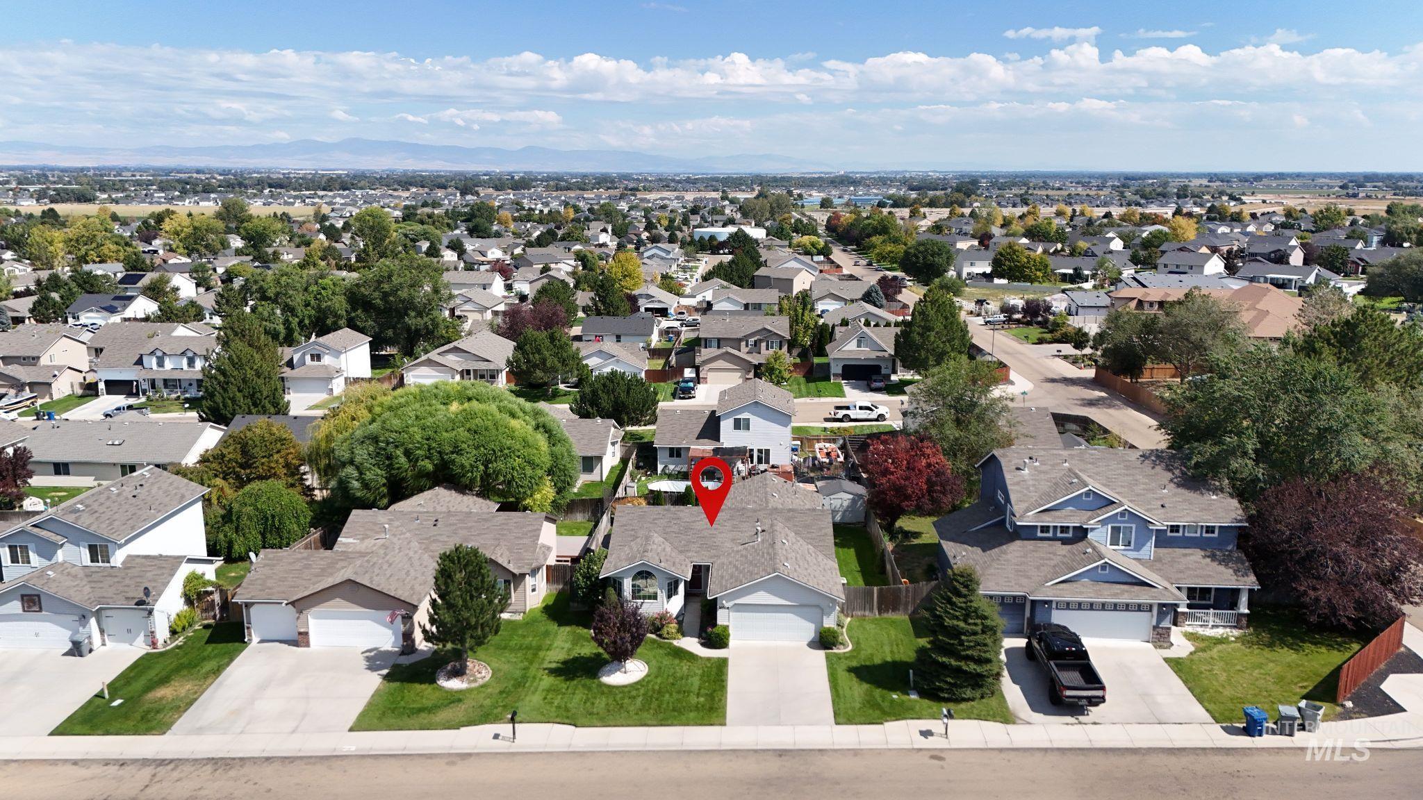 16526 Antigua Ave, Caldwell, Idaho 83607, 3 Bedrooms, 2 Bathrooms, Residential For Sale, Price $374,900,MLS 98999967