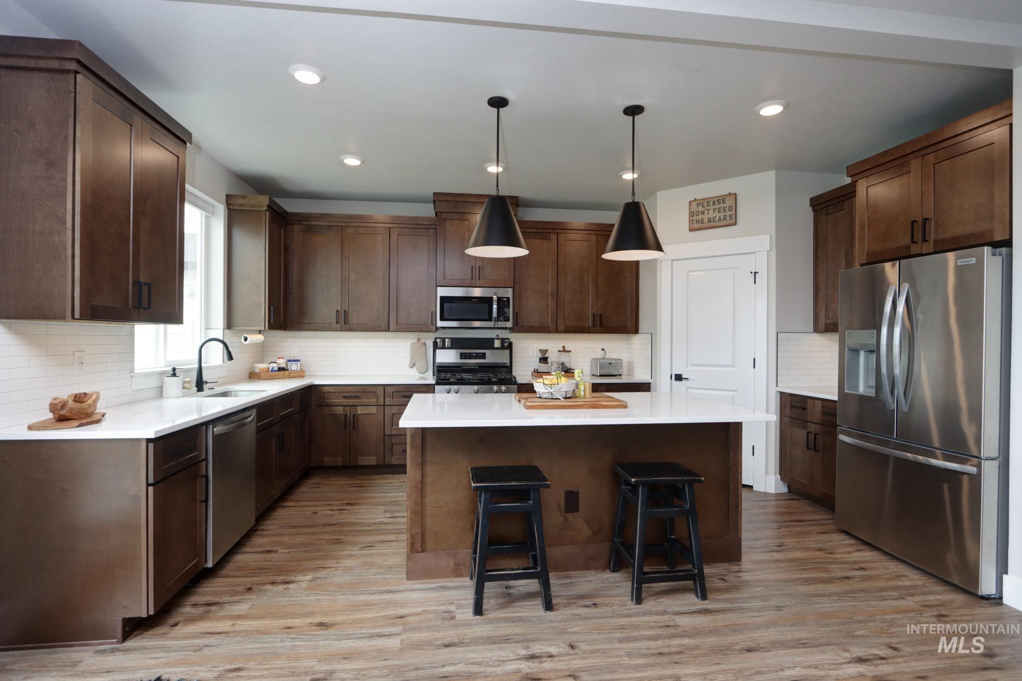 12615 W Rosetta Dr, Star, Idaho 83669, 3 Bedrooms, 2.5 Bathrooms, Residential For Sale, Price $519,900,MLS 98999970