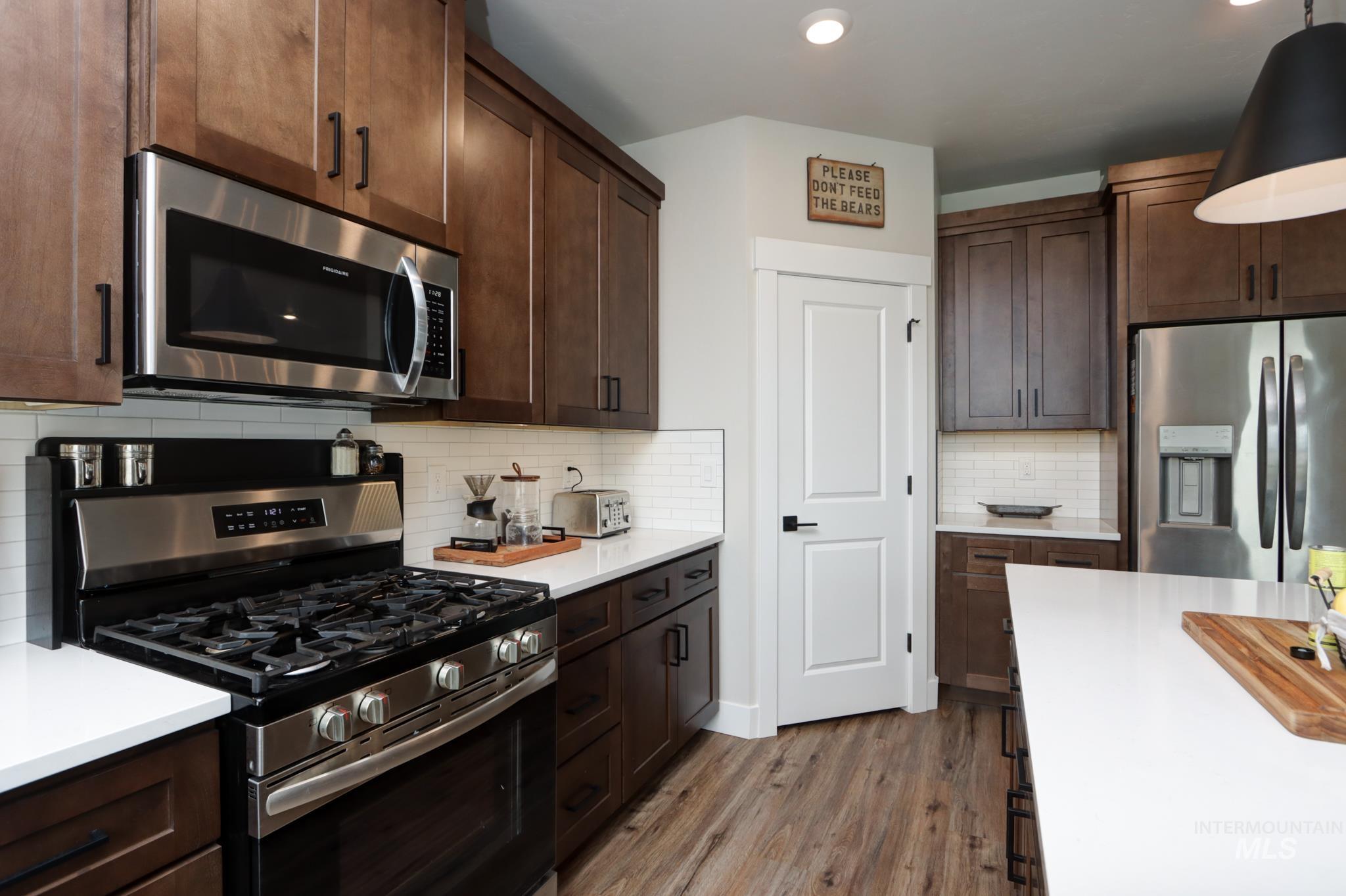 12615 W Rosetta Dr, Star, Idaho 83669, 3 Bedrooms, 2.5 Bathrooms, Residential For Sale, Price $519,900,MLS 98999970