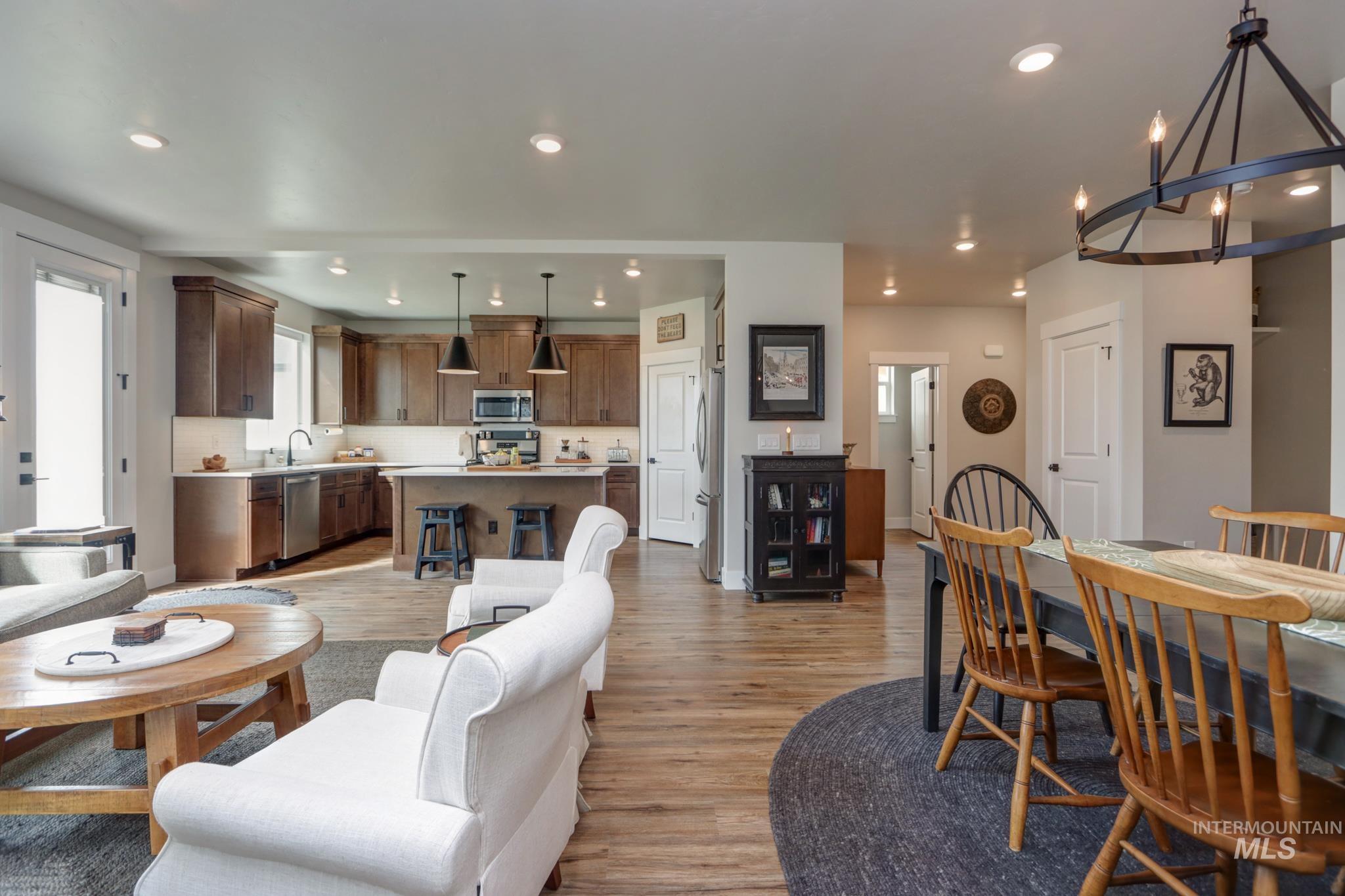 12615 W Rosetta Dr, Star, Idaho 83669, 3 Bedrooms, 2.5 Bathrooms, Residential For Sale, Price $519,900,MLS 98999970