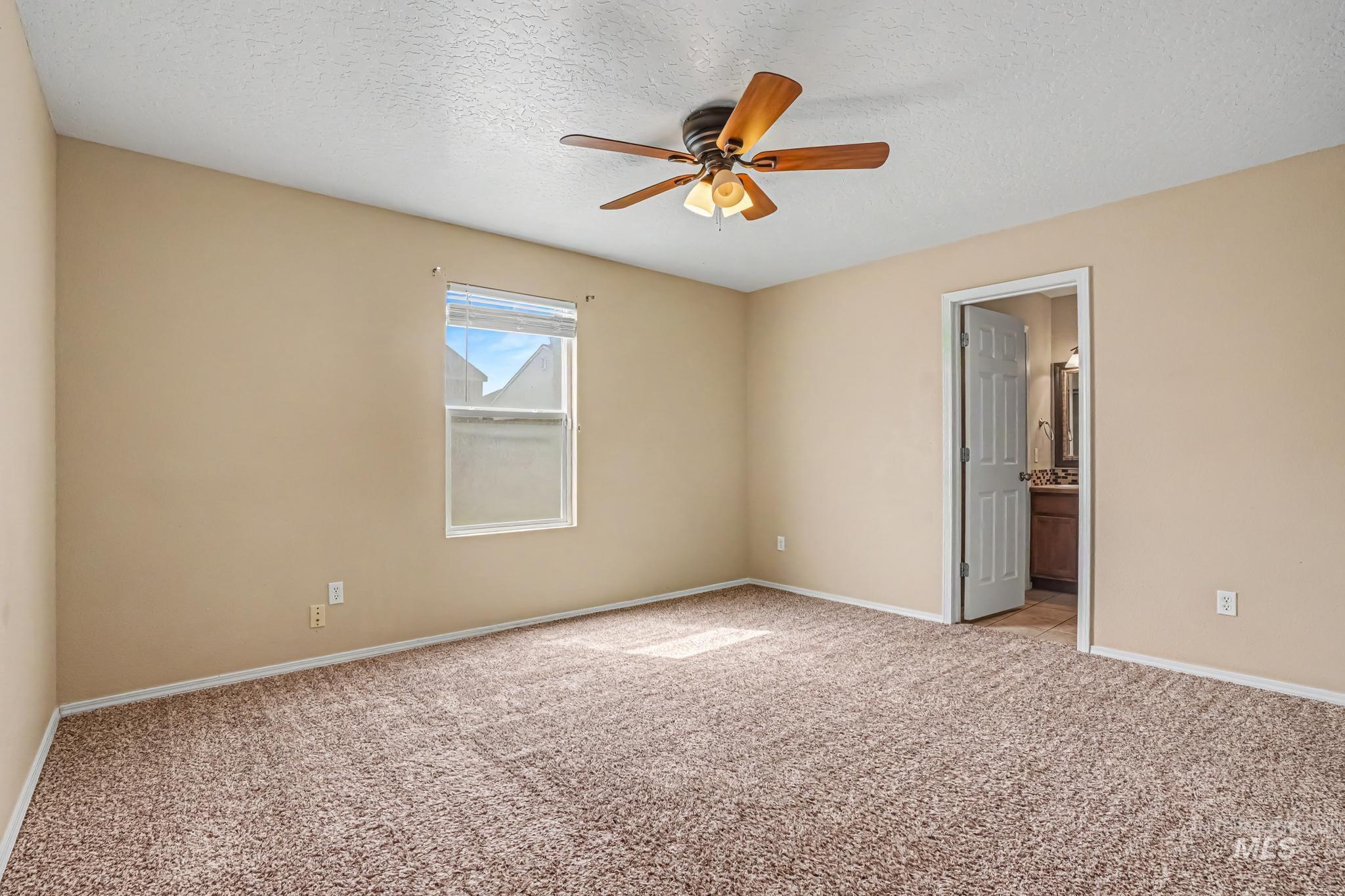 3004 Stone Creek St, Caldwell, Idaho 83605, 3 Bedrooms, 2 Bathrooms, Residential For Sale, Price $355,000,MLS 98999972