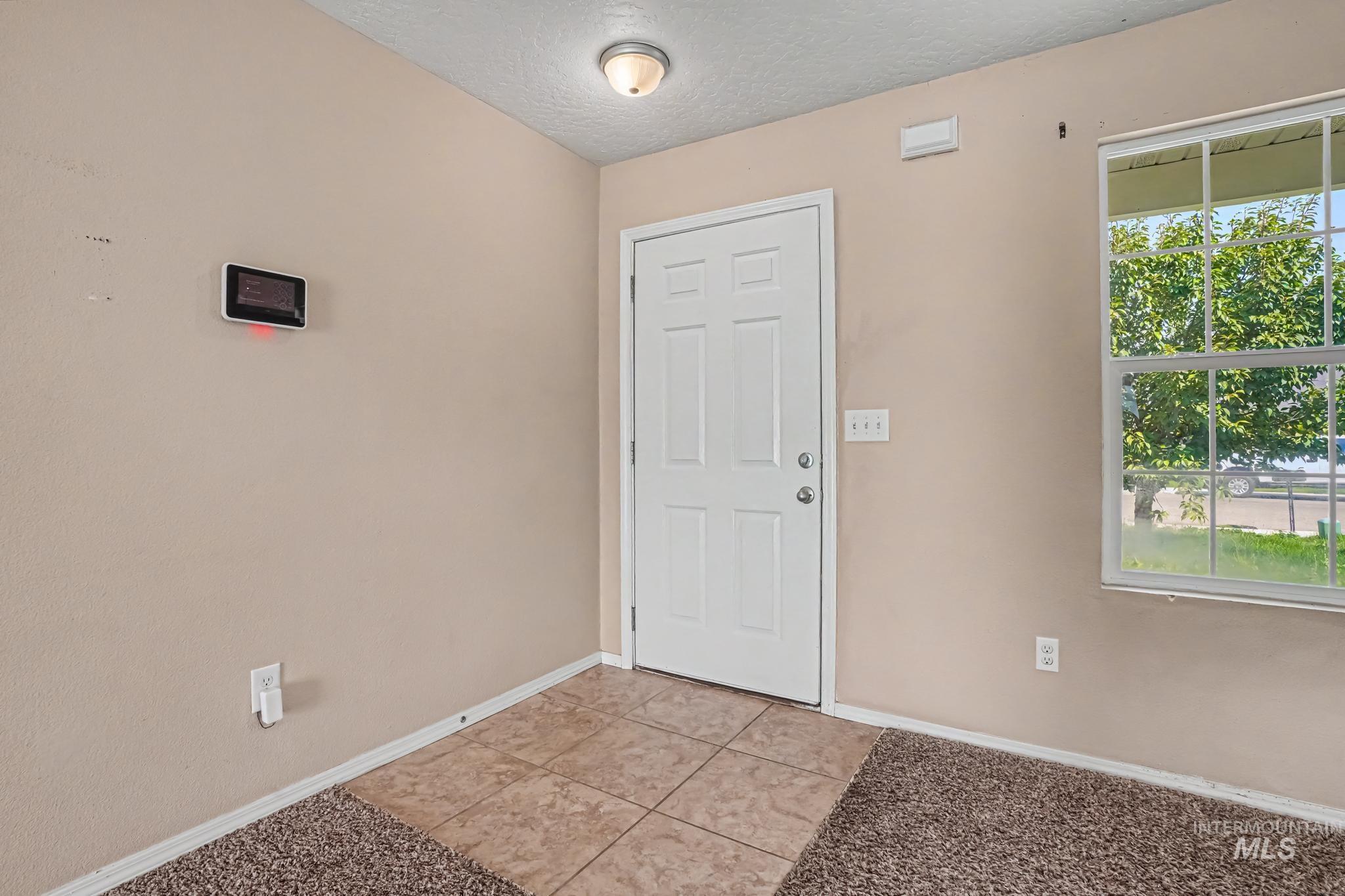 3004 Stone Creek St, Caldwell, Idaho 83605, 3 Bedrooms, 2 Bathrooms, Residential For Sale, Price $355,000,MLS 98999972