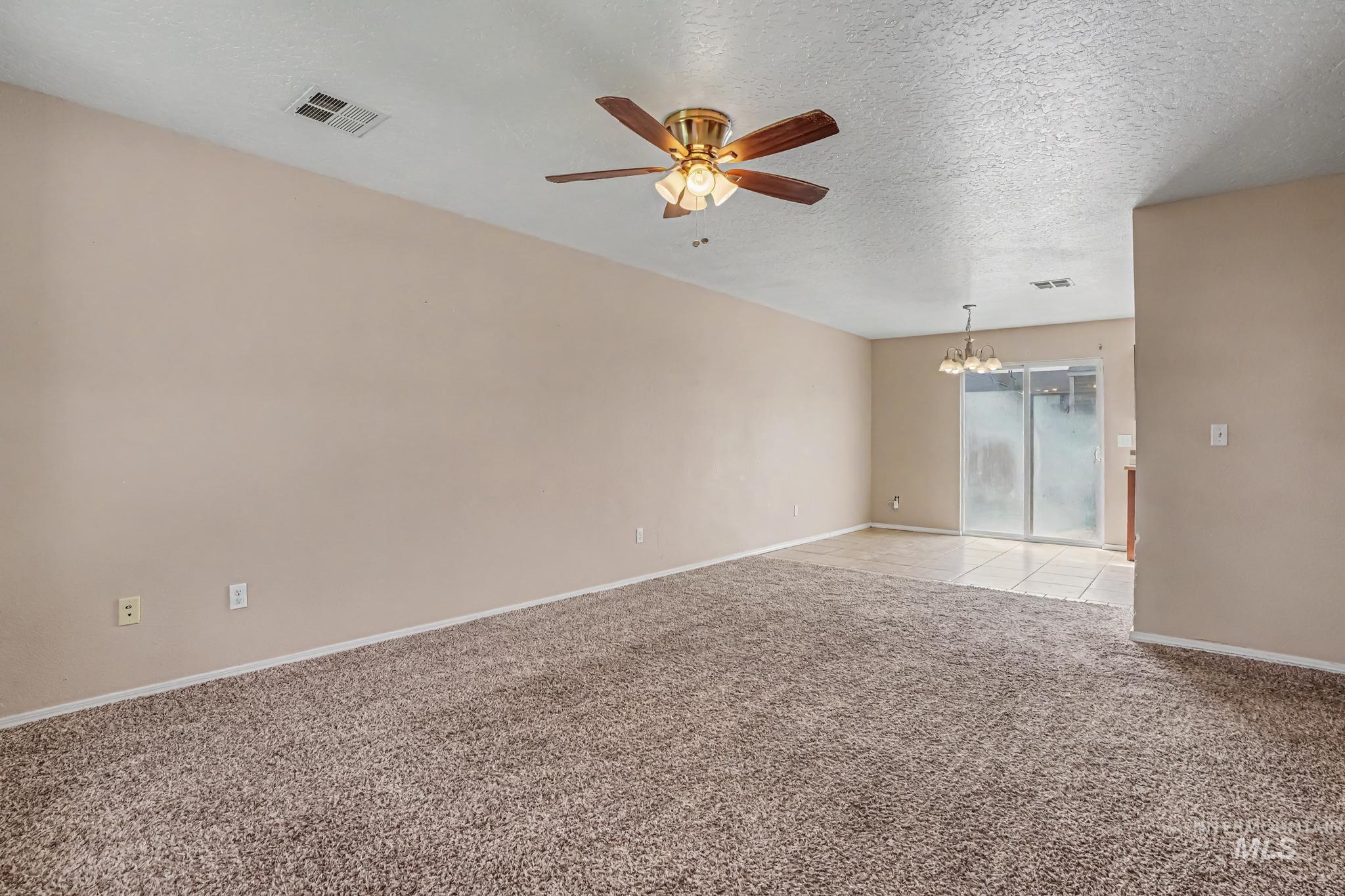 3004 Stone Creek St, Caldwell, Idaho 83605, 3 Bedrooms, 2 Bathrooms, Residential For Sale, Price $355,000,MLS 98999972