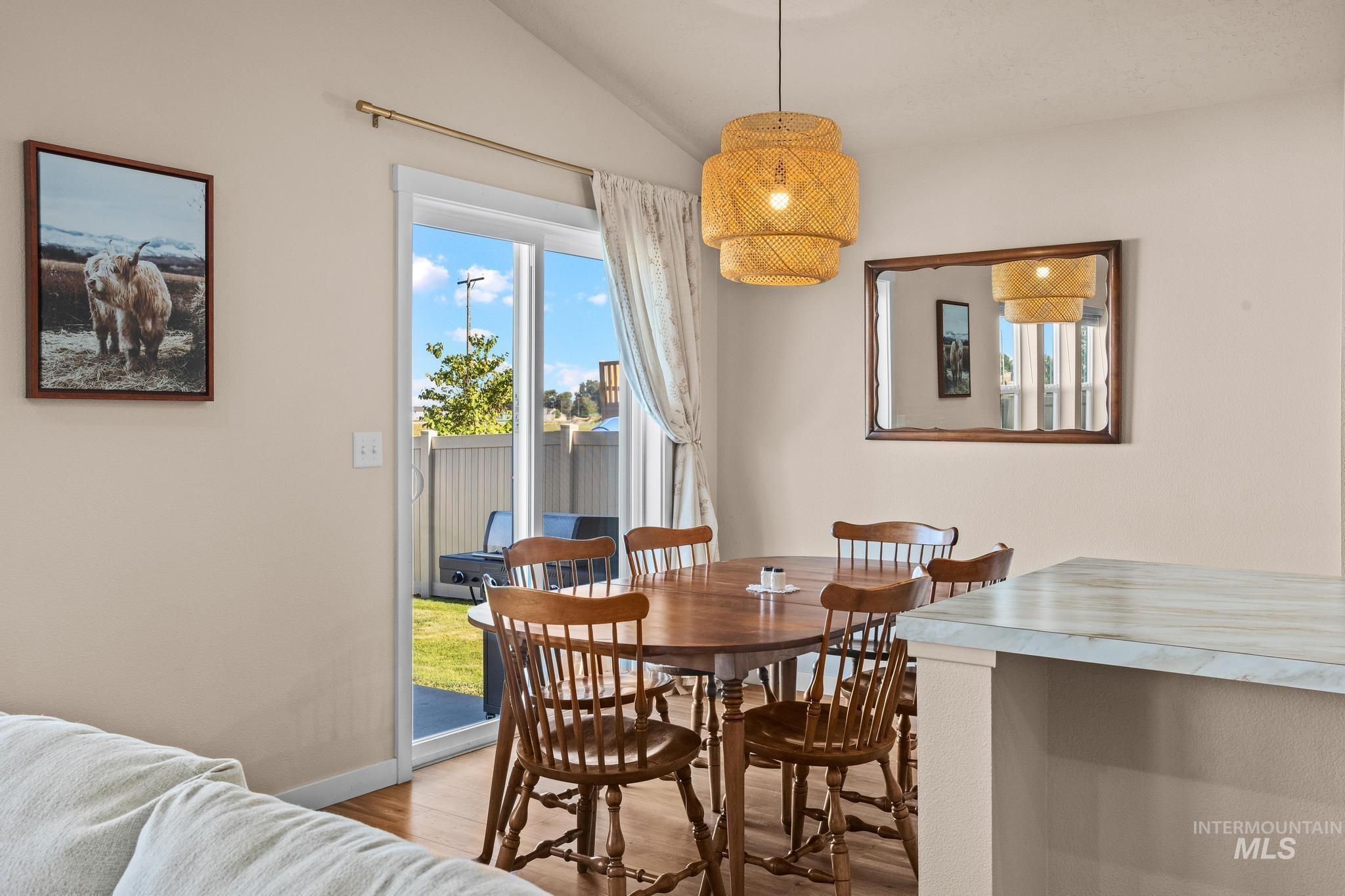 15852 N Freestone Way, Nampa, Idaho 83651, 3 Bedrooms, 2 Bathrooms, Residential For Sale, Price $399,990,MLS 98999974