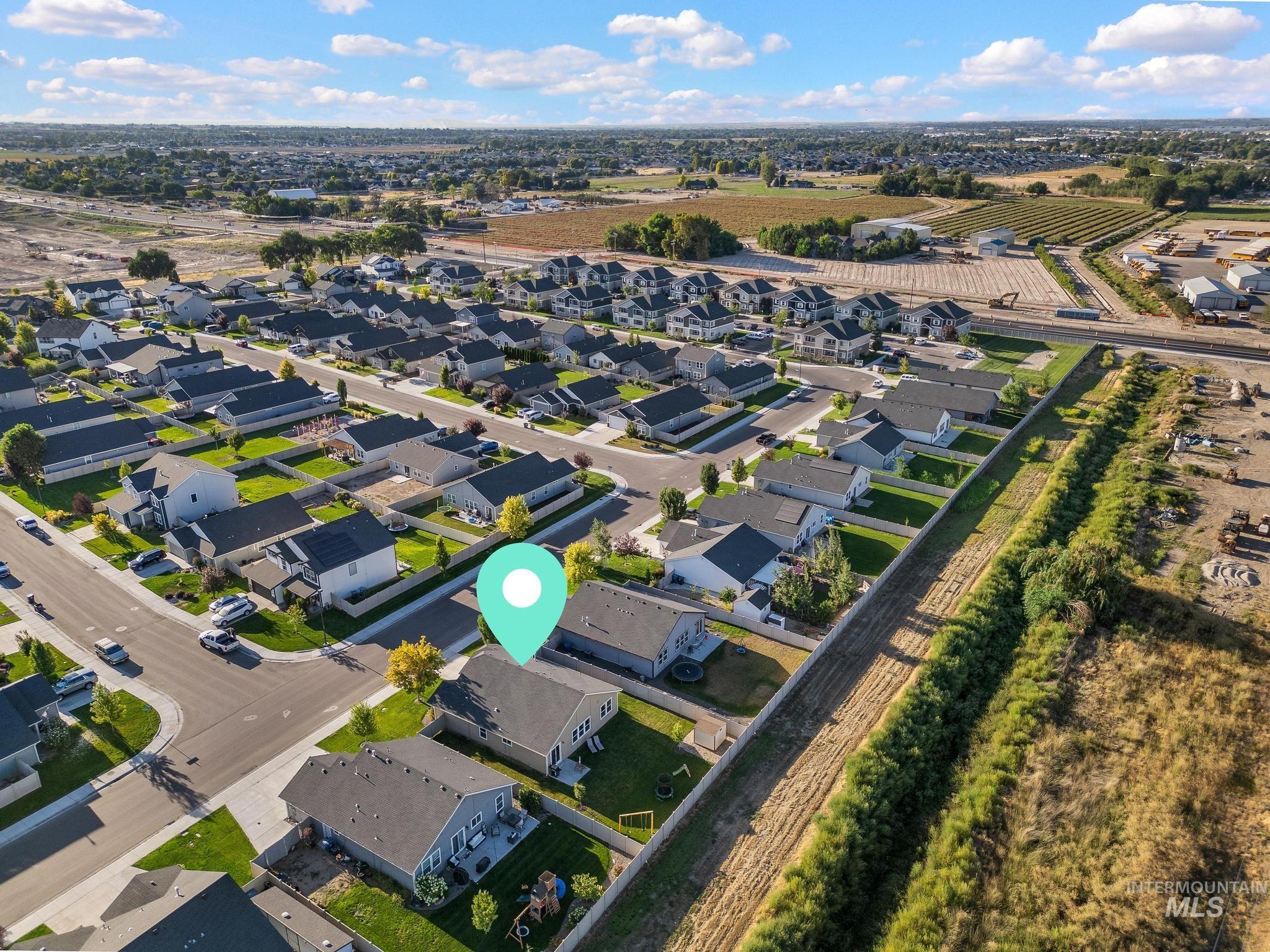 15852 N Freestone Way, Nampa, Idaho 83651, 3 Bedrooms, 2 Bathrooms, Residential For Sale, Price $399,990,MLS 98999974