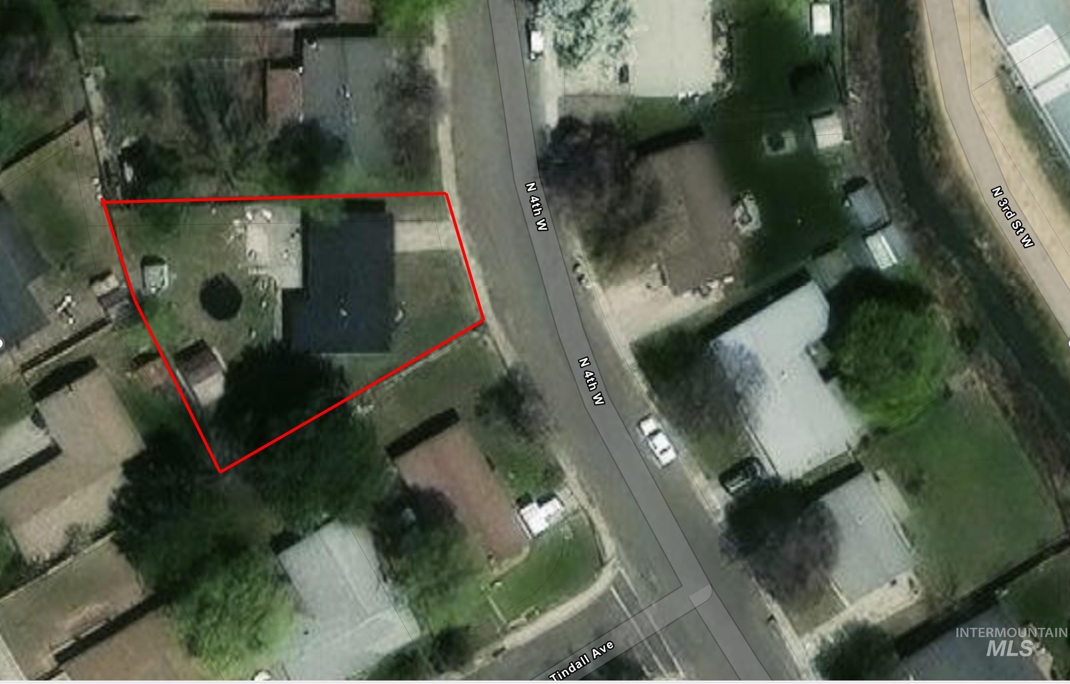 413 N 4th W, Mountain Home, Idaho 83647, 3 Bedrooms, 2 Bathrooms, Residential For Sale, Price $298,500,MLS 98999975
