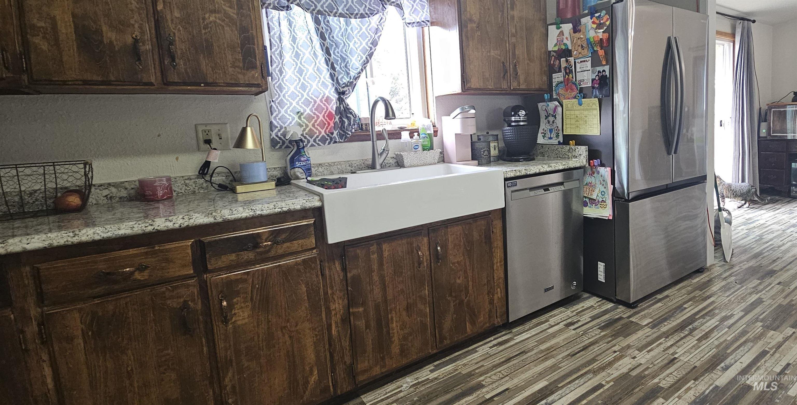 413 N 4th W, Mountain Home, Idaho 83647, 3 Bedrooms, 2 Bathrooms, Residential For Sale, Price $298,500,MLS 98999975
