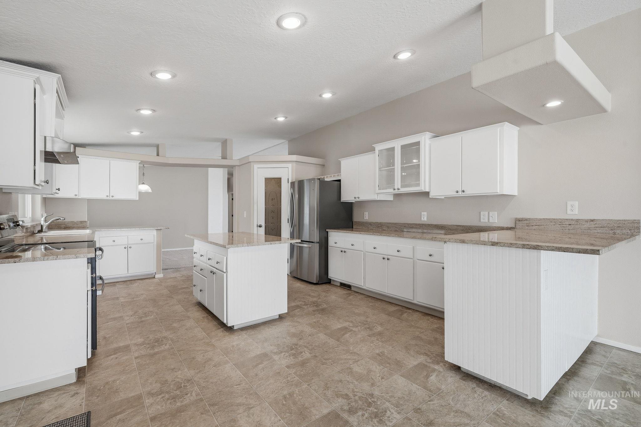 7944 W Manassas Lane, Boise, Idaho 83714, 4 Bedrooms, 2 Bathrooms, Residential For Sale, Price $180,000, 98999977
