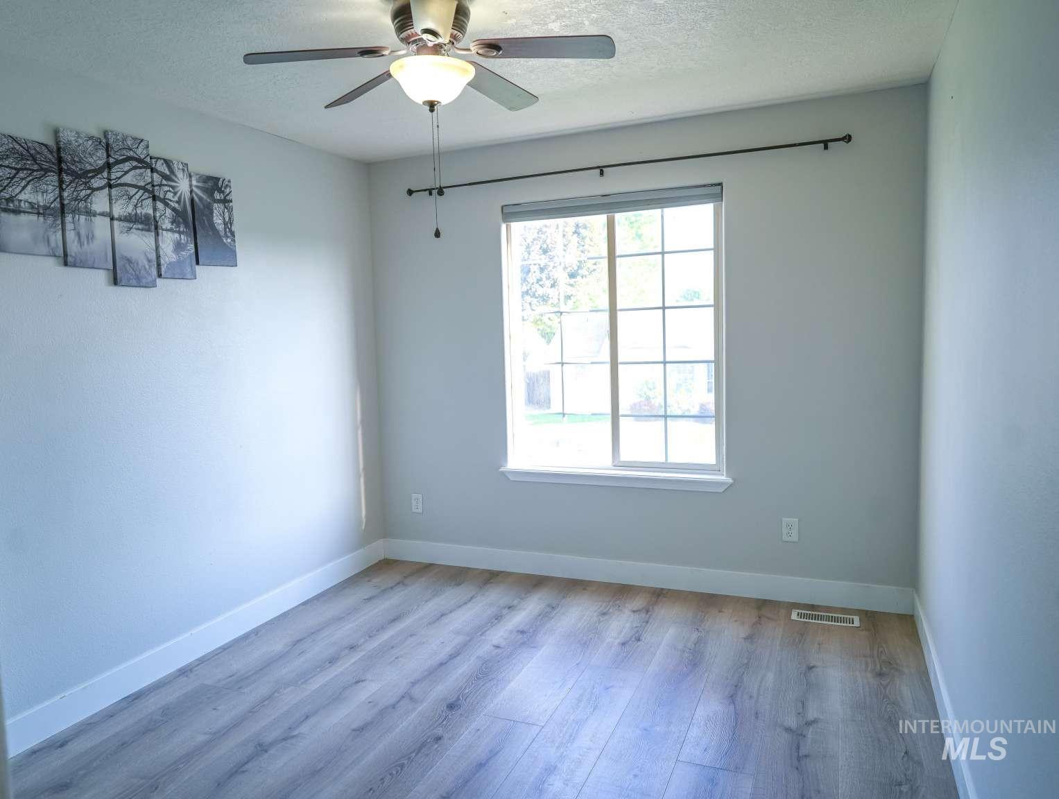 942 W Broadway Ave, Meridian, Idaho 83642, 4 Bedrooms, 3 Bathrooms, Residential For Sale, Price $619,000,MLS 98999979