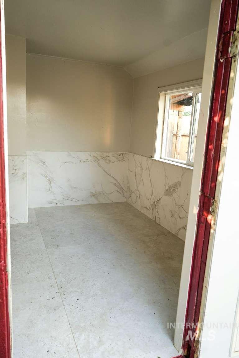 942 W Broadway Ave, Meridian, Idaho 83642, 4 Bedrooms, 3 Bathrooms, Residential For Sale, Price $619,000,MLS 98999979