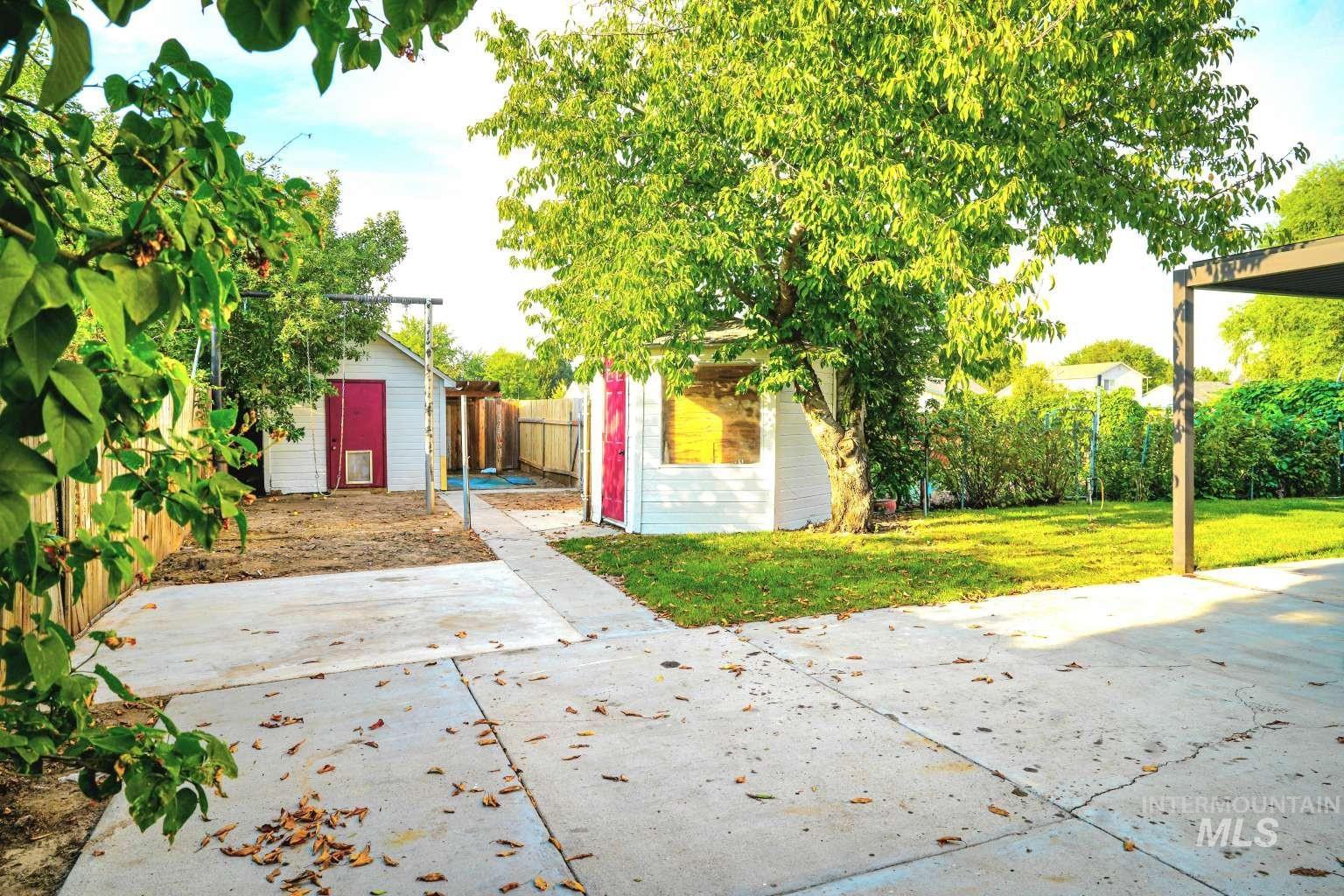 942 W Broadway Ave, Meridian, Idaho 83642, 4 Bedrooms, 3 Bathrooms, Residential For Sale, Price $619,000,MLS 98999979