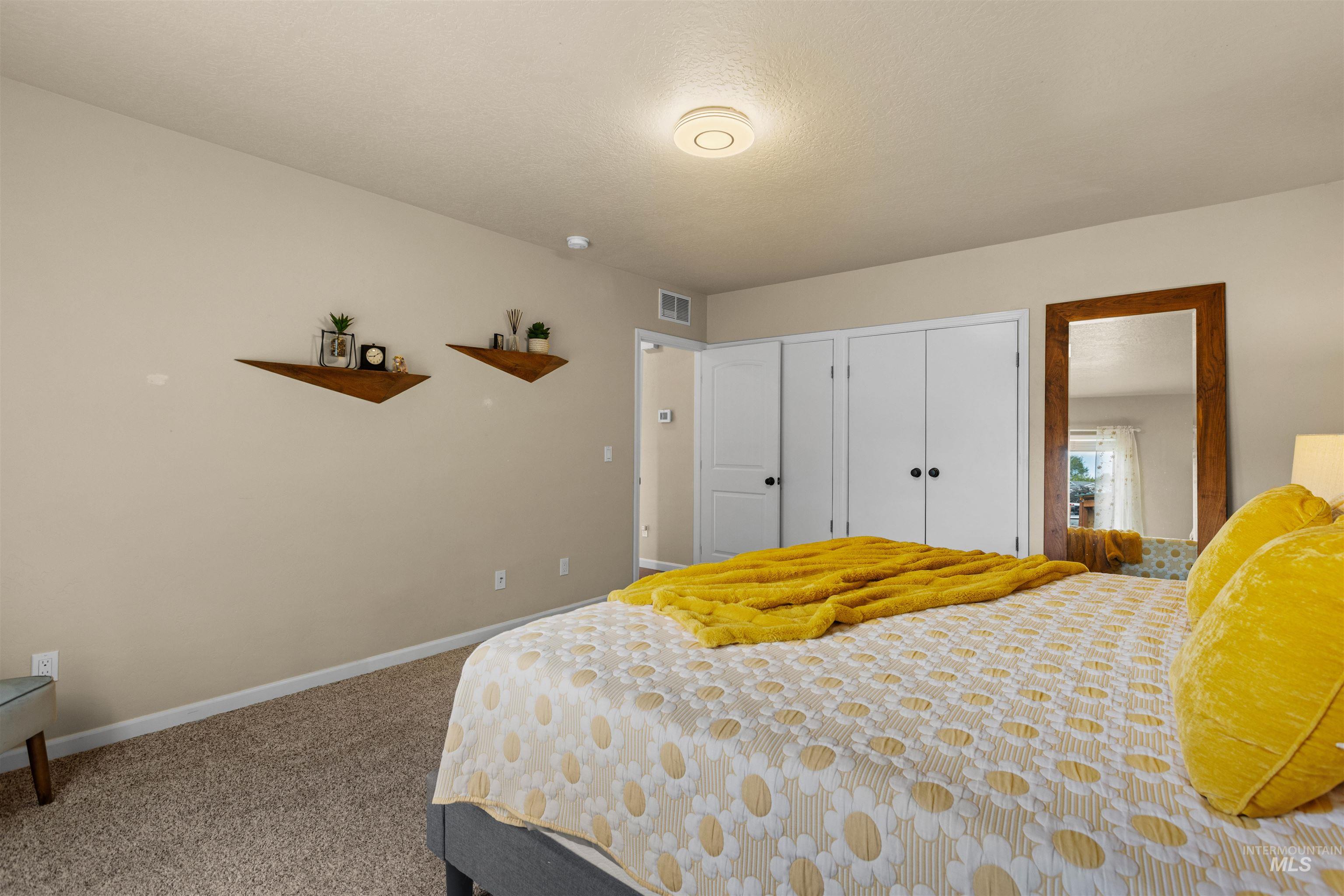 16085 Charleston Dr., Caldwell, Idaho 83607, 3 Bedrooms, 2 Bathrooms, Residential For Sale, Price $599,000,MLS 98999980