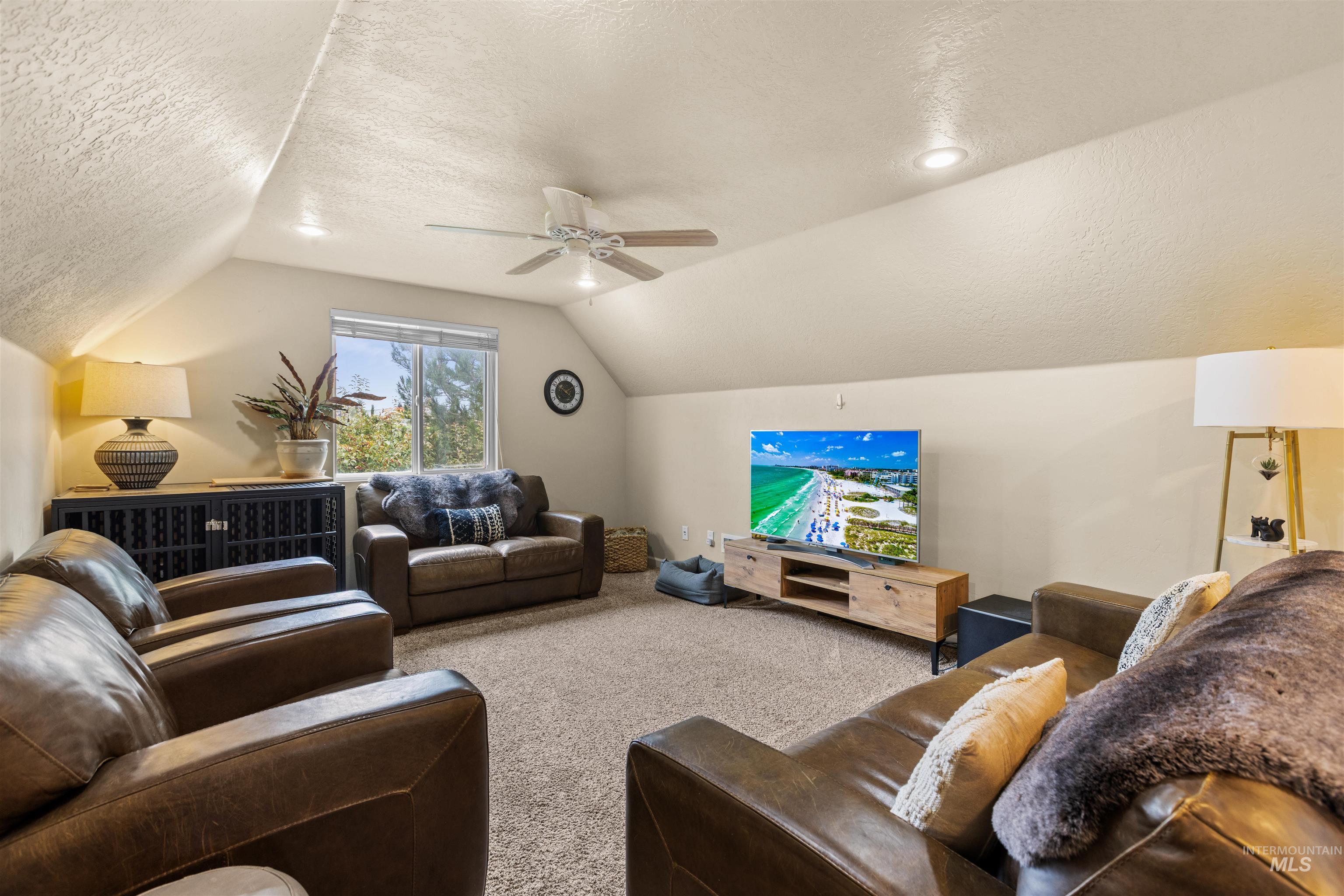 16085 Charleston Dr., Caldwell, Idaho 83607, 3 Bedrooms, 2 Bathrooms, Residential For Sale, Price $599,000,MLS 98999980