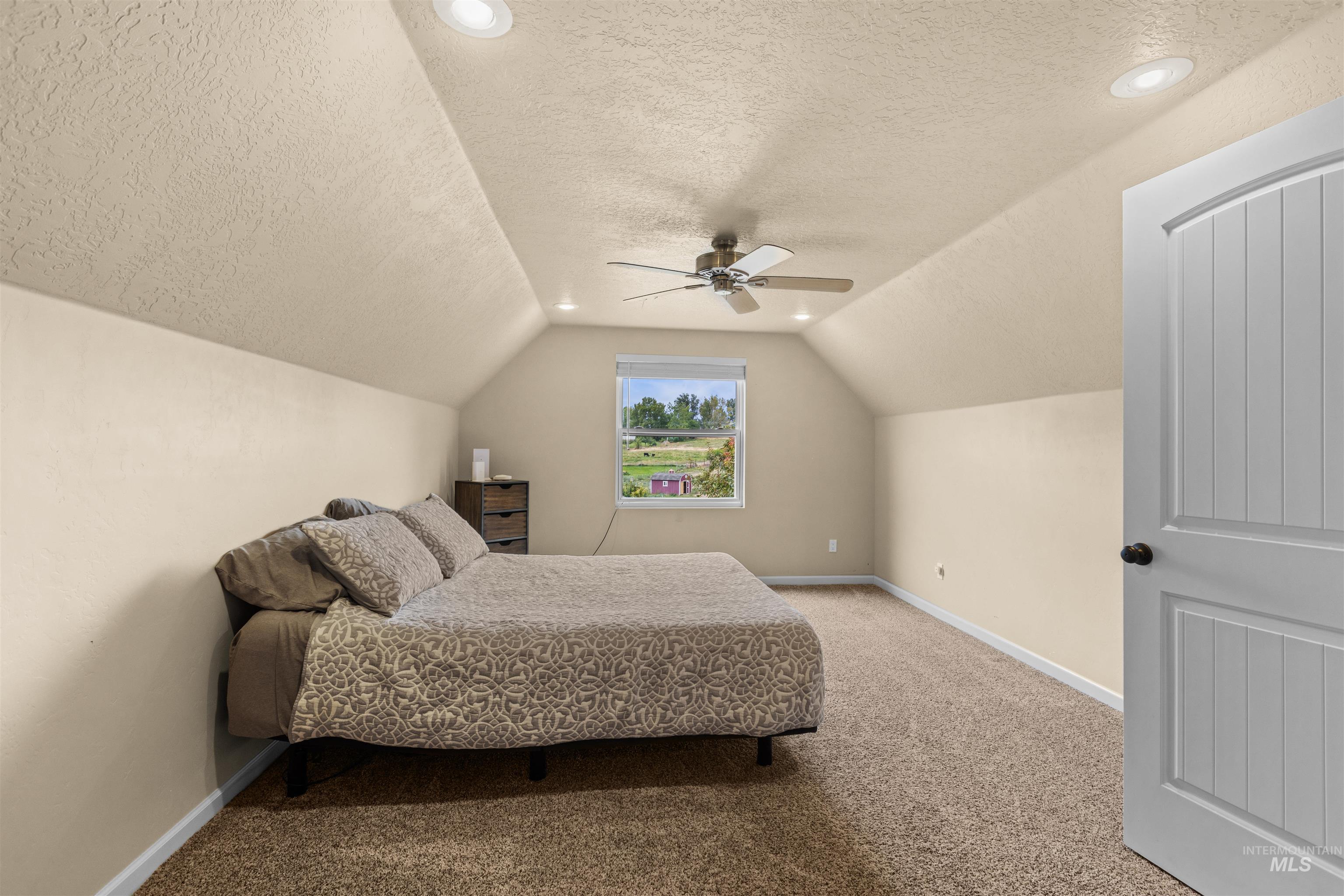 16085 Charleston Dr., Caldwell, Idaho 83607, 3 Bedrooms, 2 Bathrooms, Residential For Sale, Price $599,000,MLS 98999980