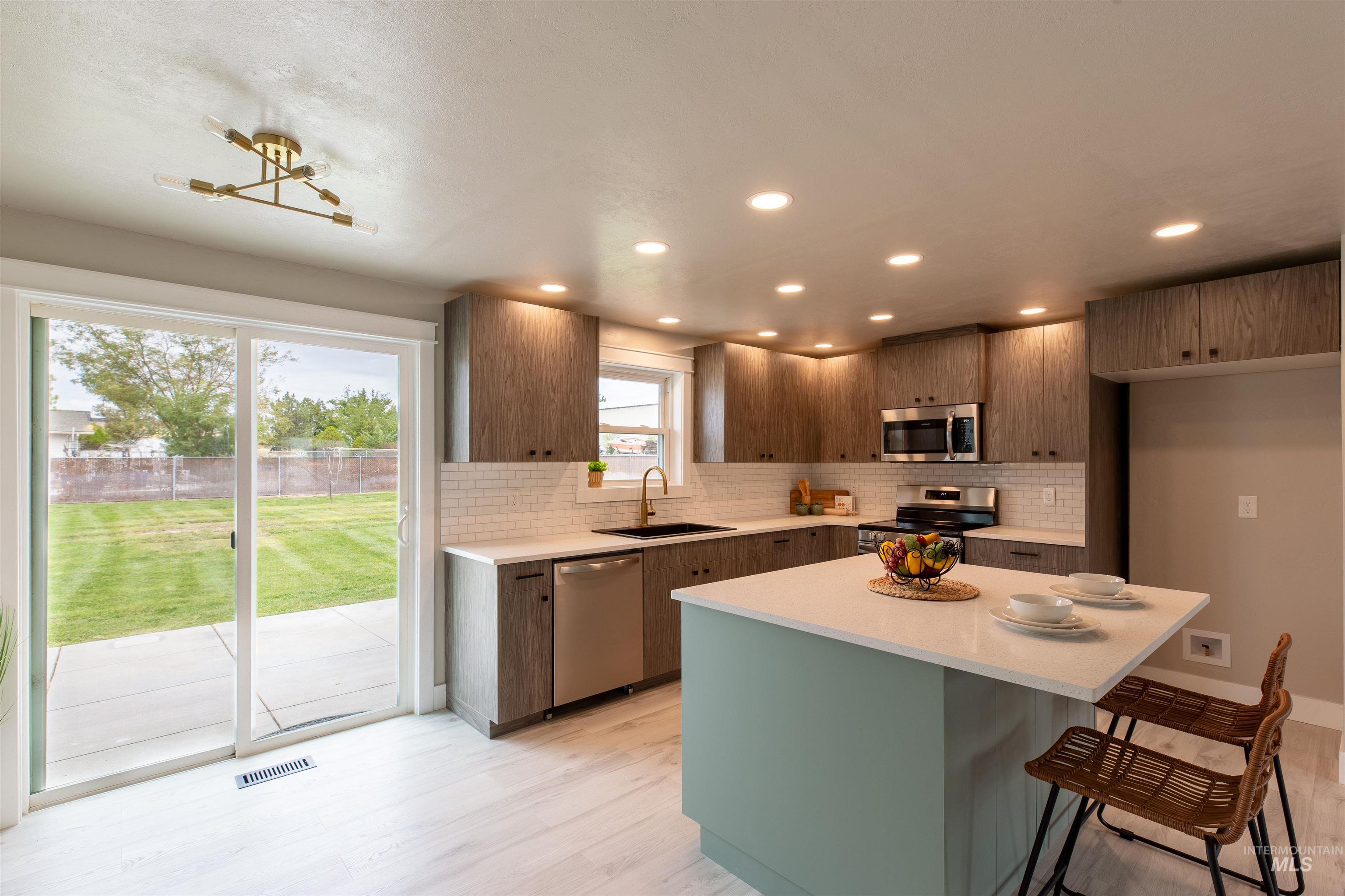 10782 W Ogden, Boise, Idaho 83709, 3 Bedrooms, 2 Bathrooms, Residential For Sale, Price $549,000,MLS 98999988