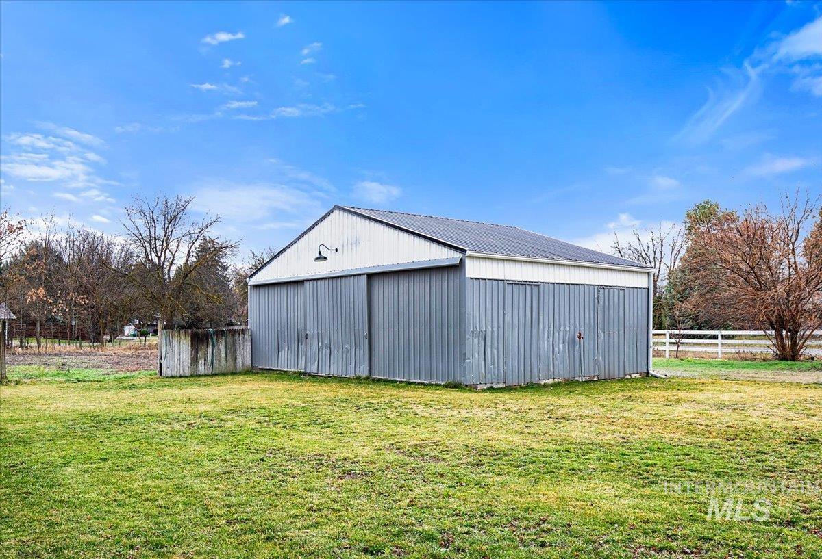 1184 Downing Dr, Eagle, Idaho 83616, 3 Bedrooms, 2.5 Bathrooms, Residential For Sale, Price $749,900,MLS 98999989